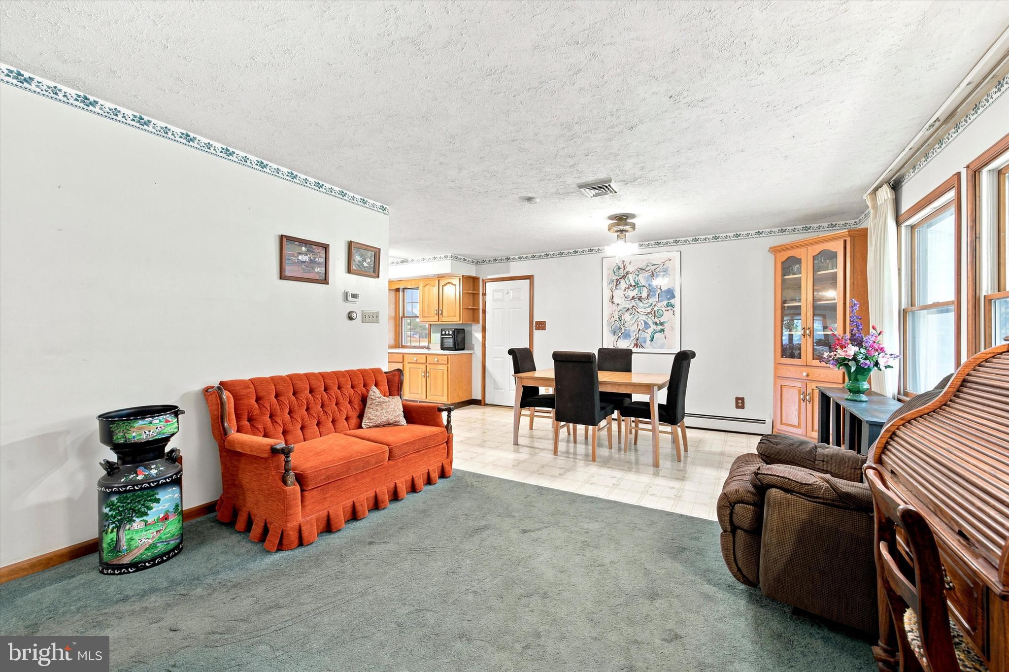 PENN OAK MANOR - Residential
