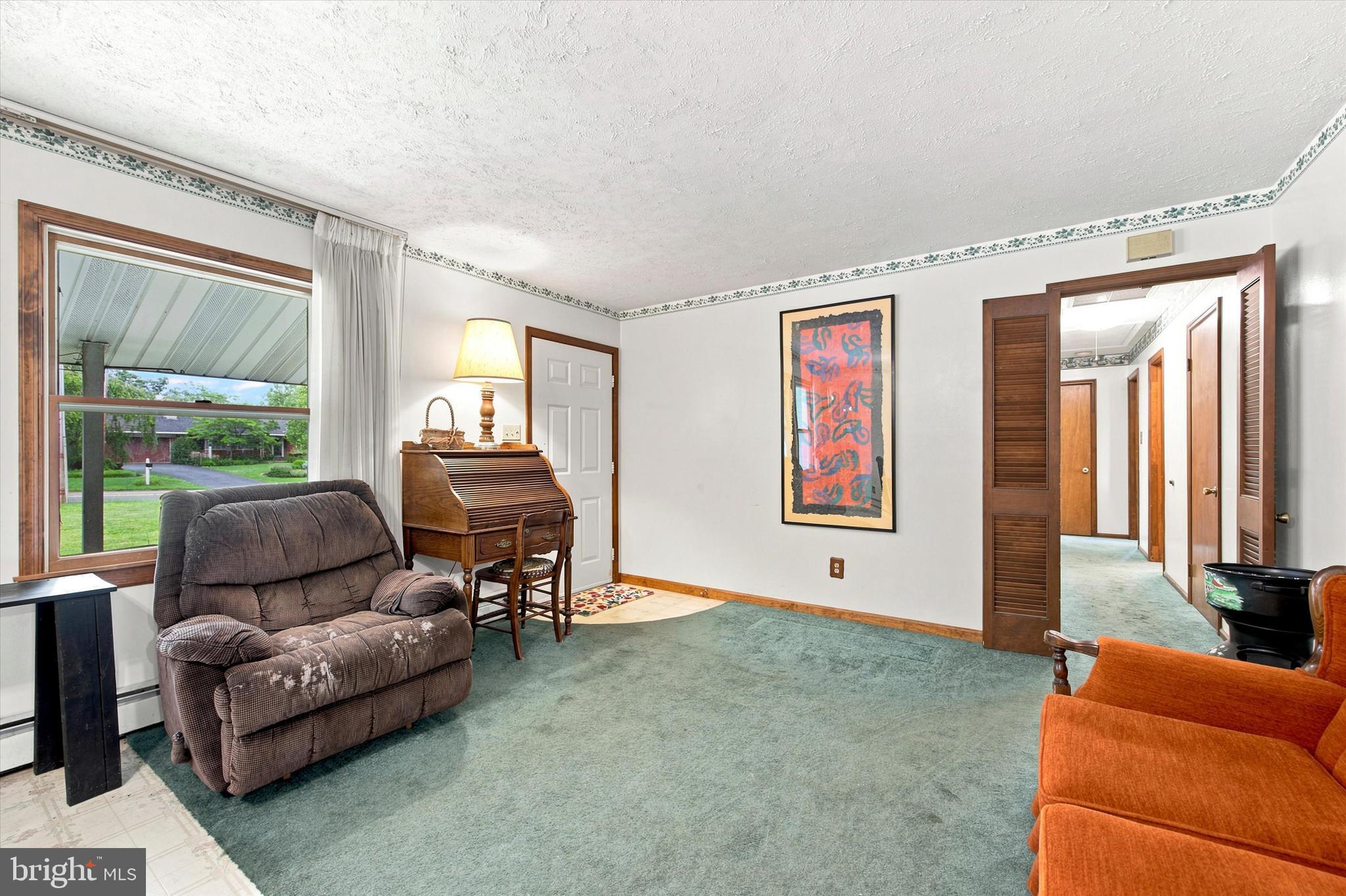 PENN OAK MANOR - Residential
