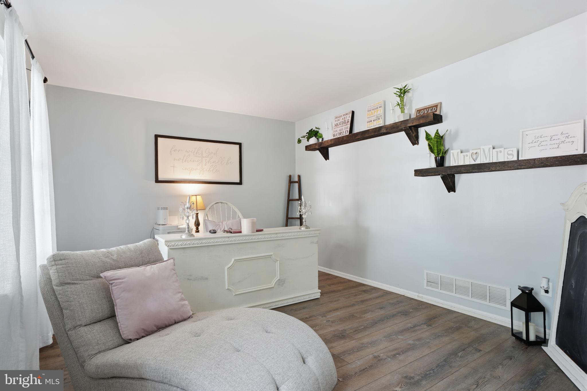 GEORGETOWN - Residential