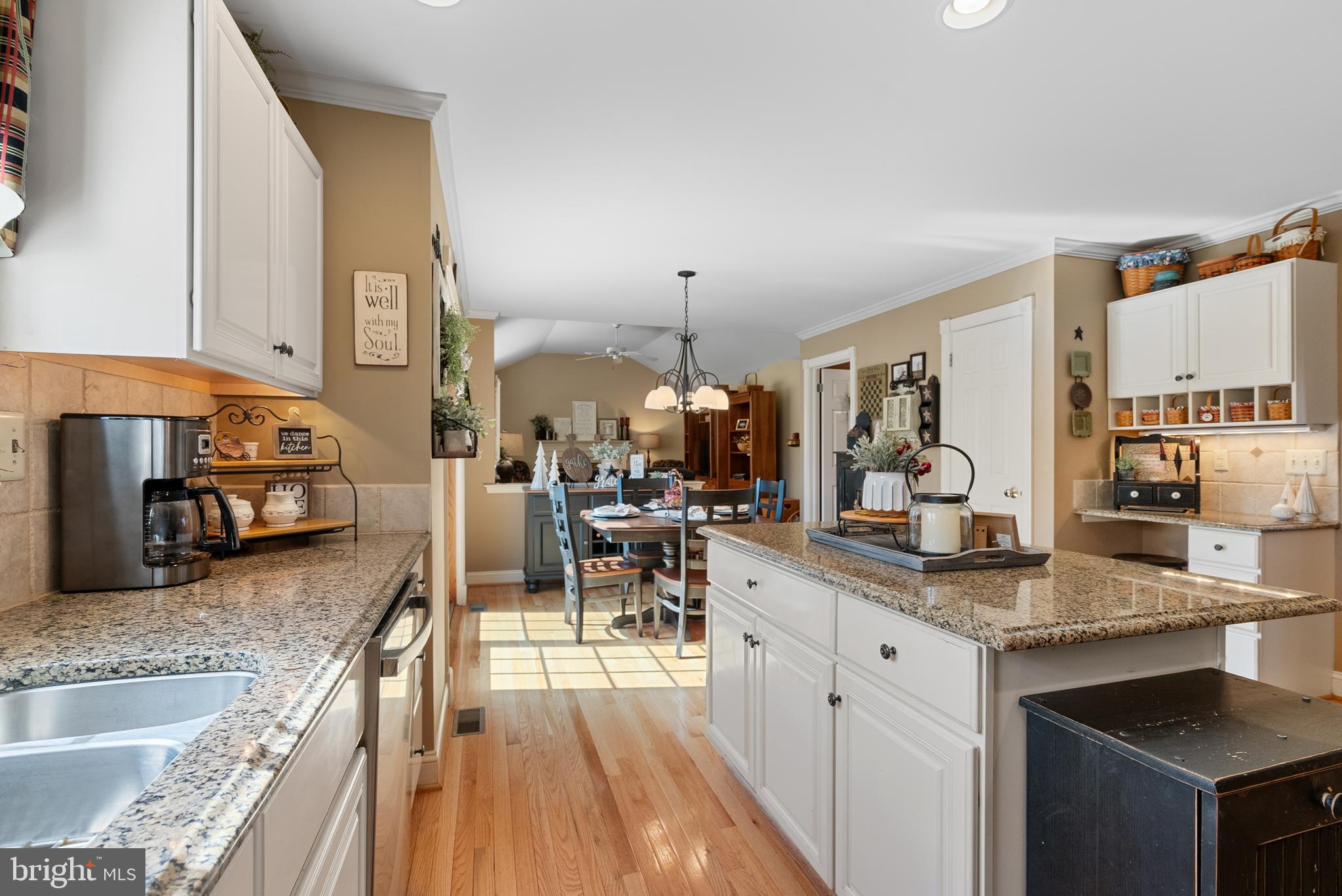 FRANCONIA HUNT - Residential