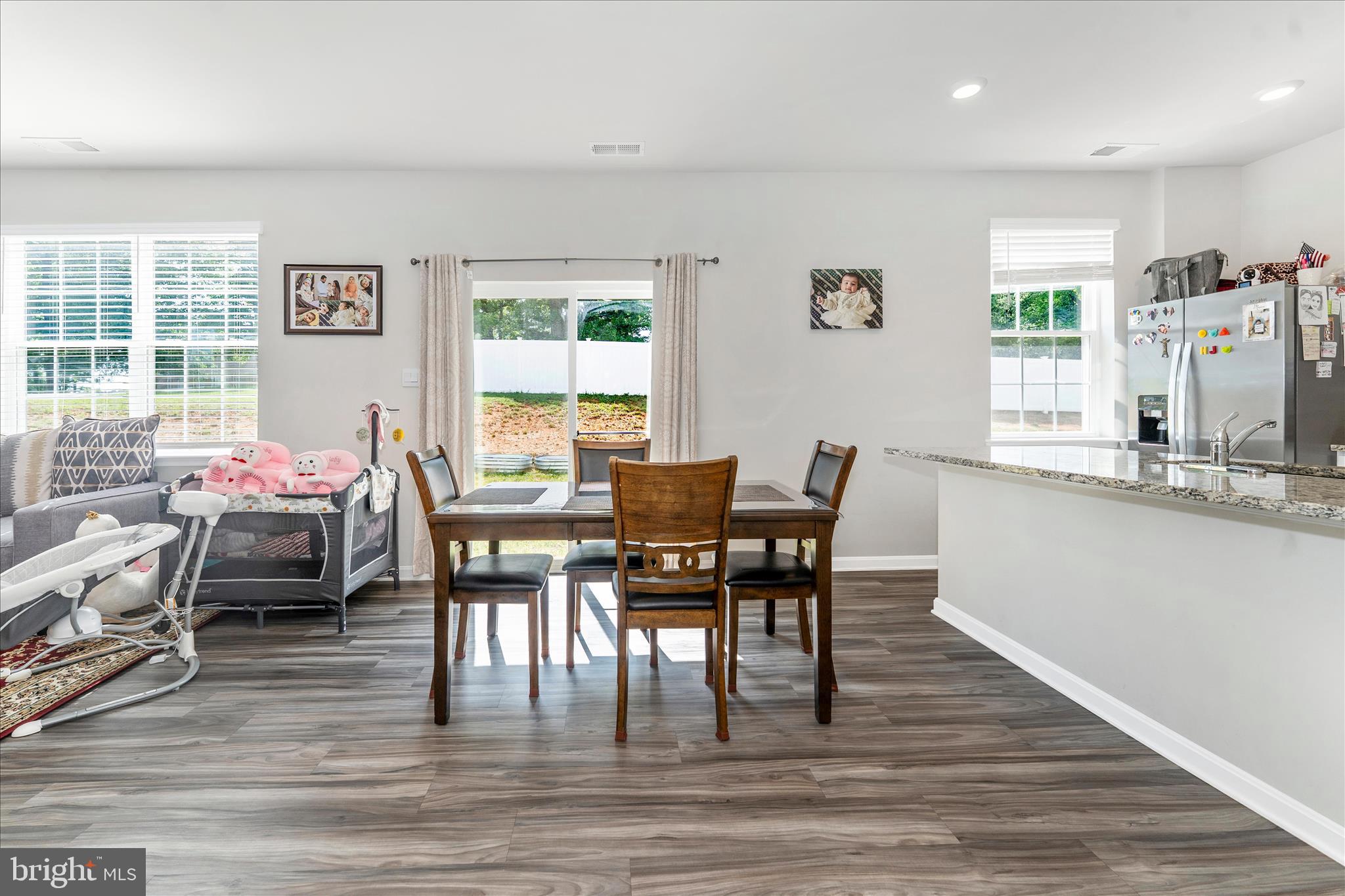 RED HILL - Residential