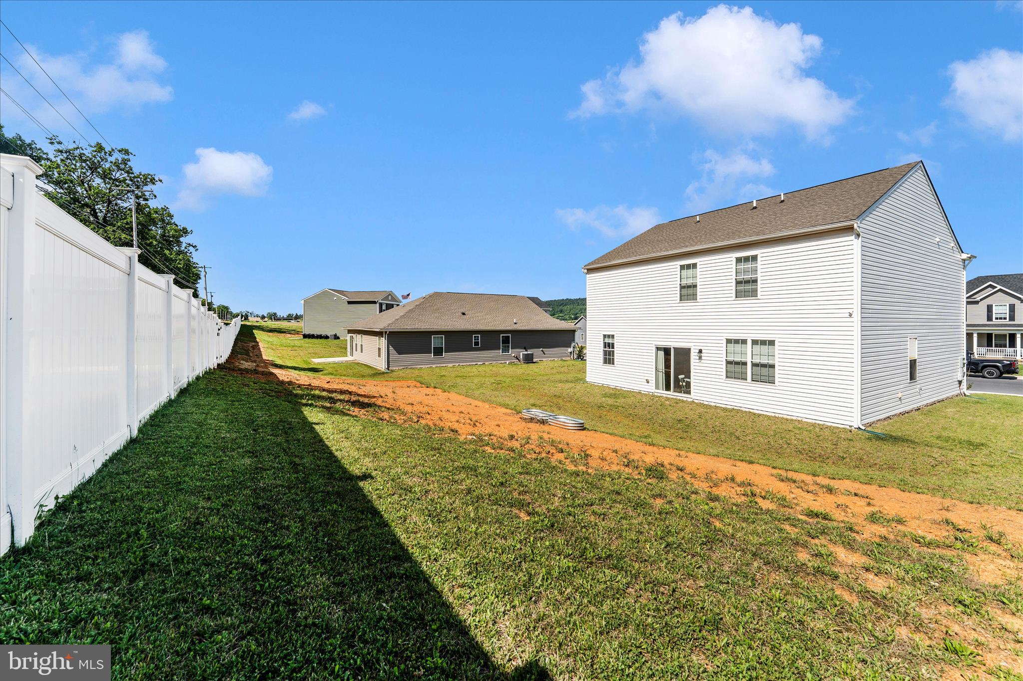 RED HILL - Residential