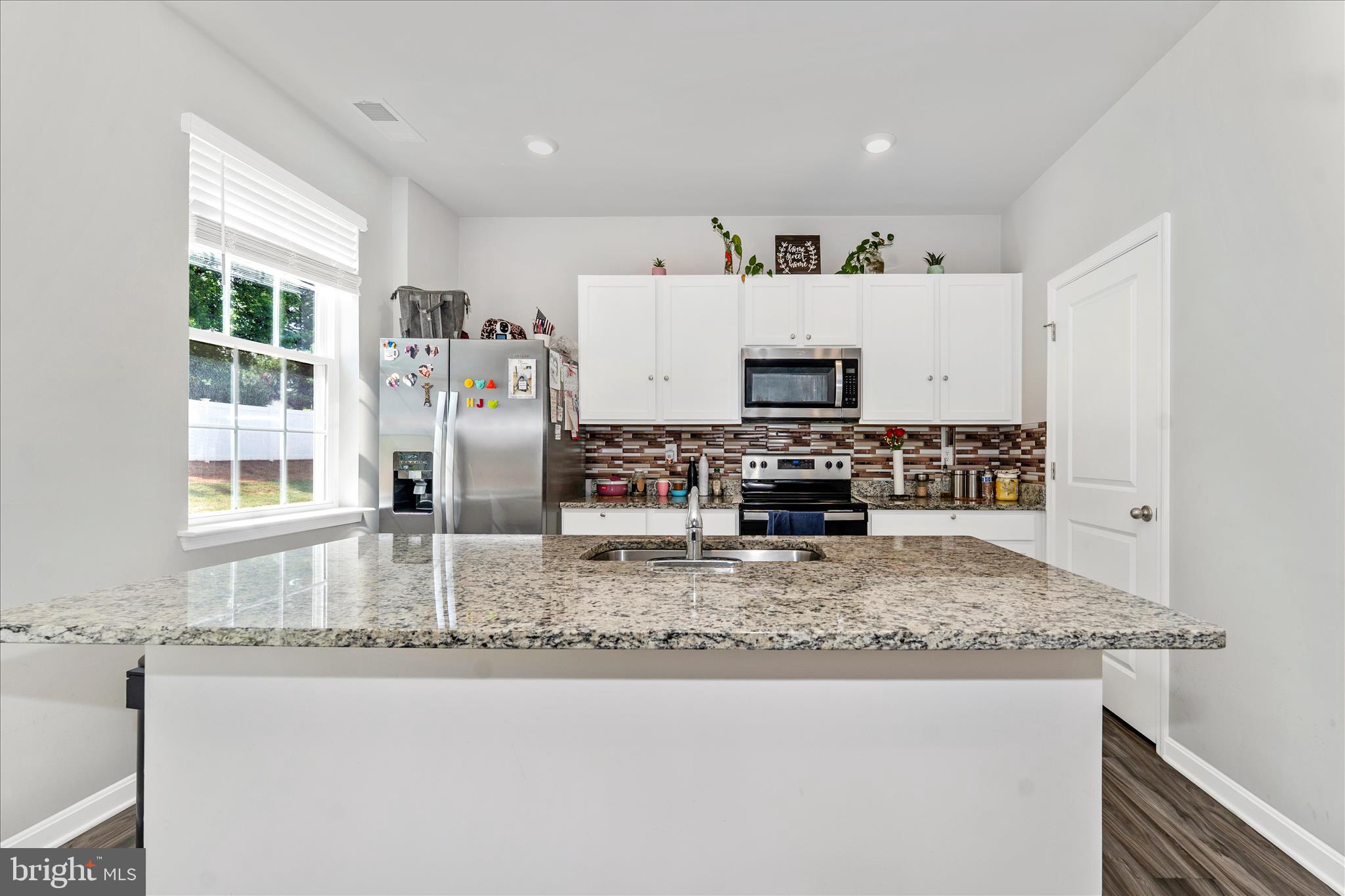RED HILL - Residential