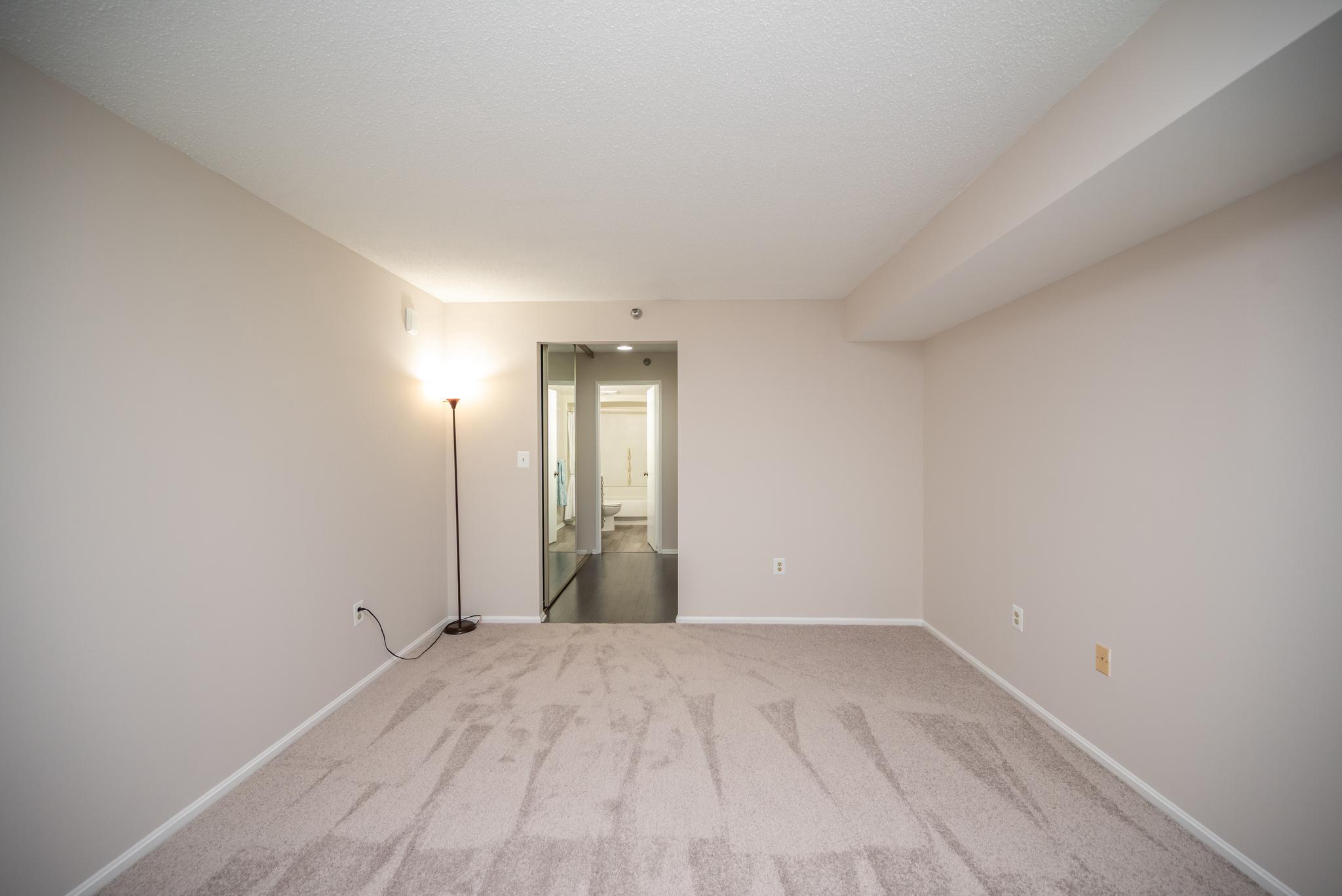 LEISURE WORLD - Residential