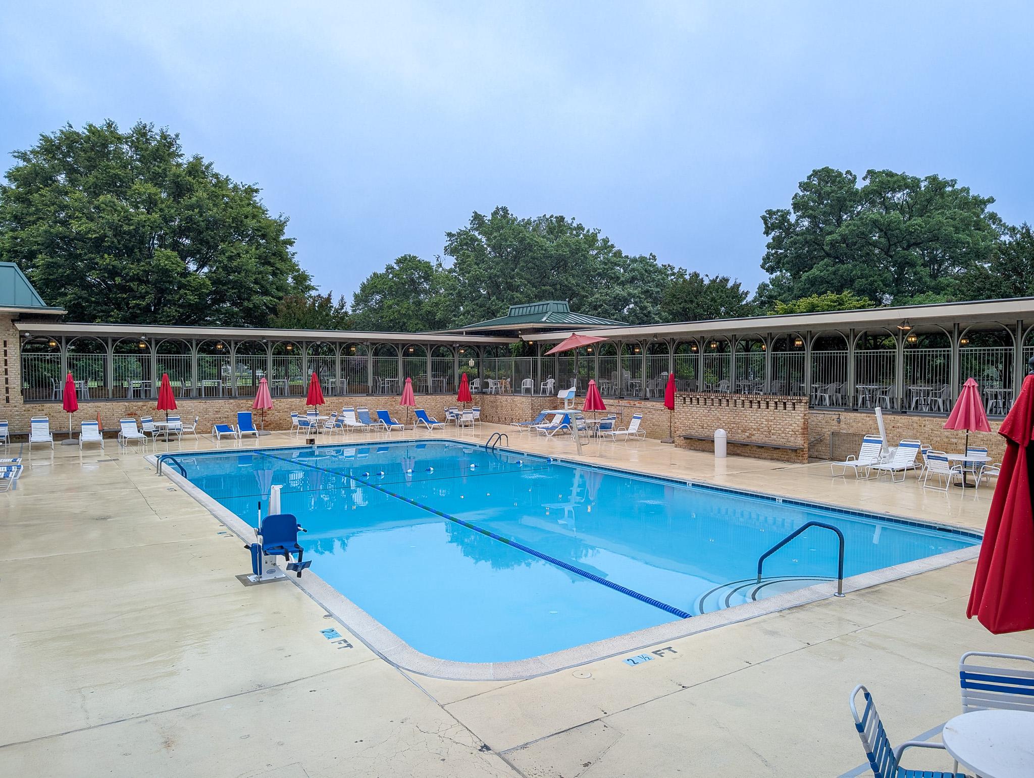 LEISURE WORLD - Residential