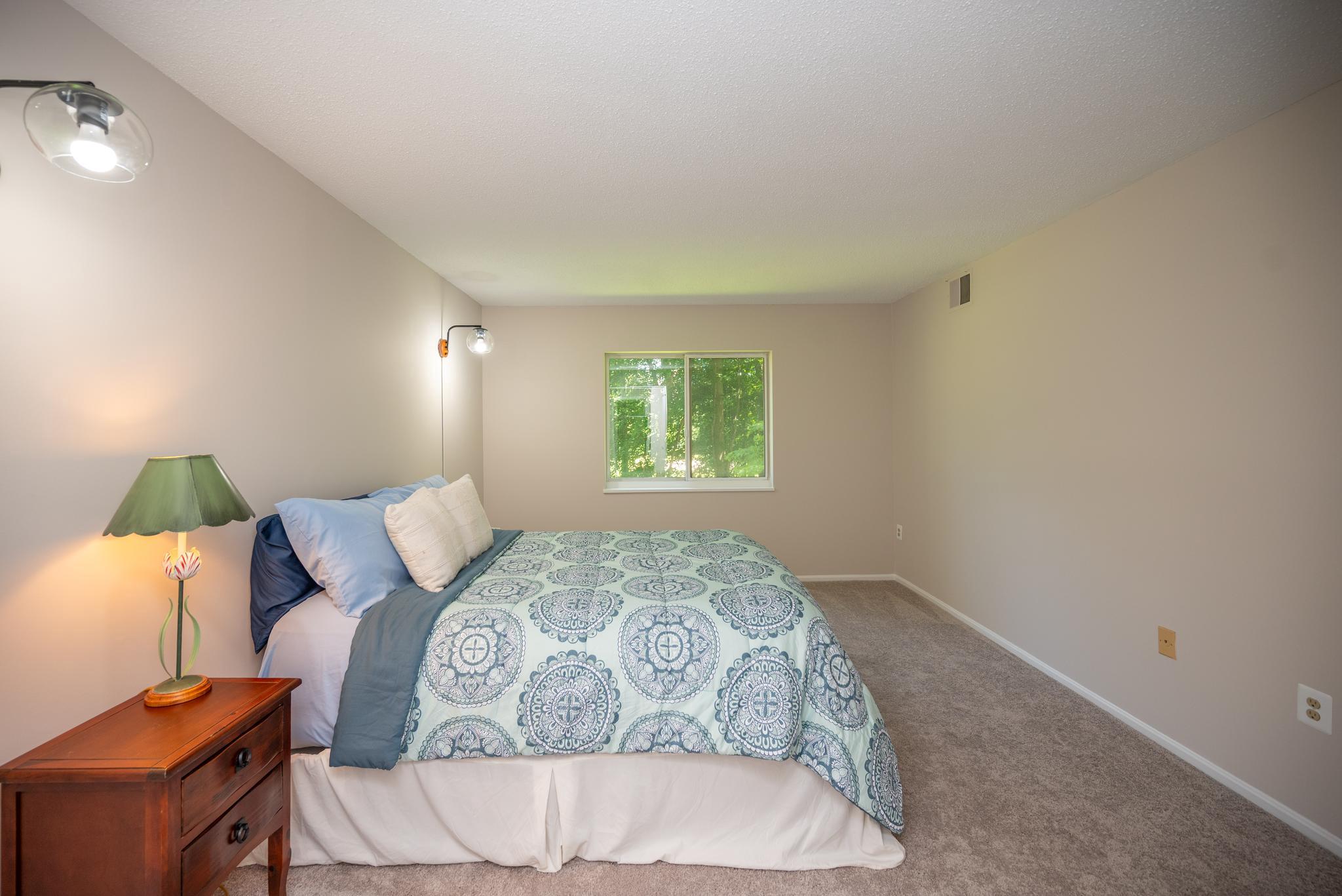 LEISURE WORLD - Residential