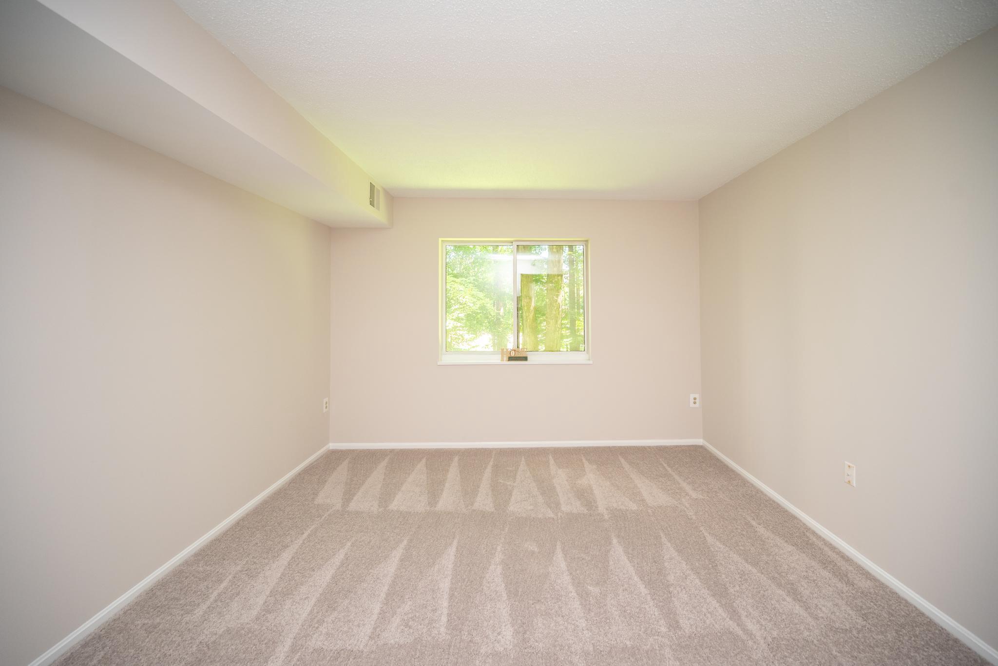 LEISURE WORLD - Residential