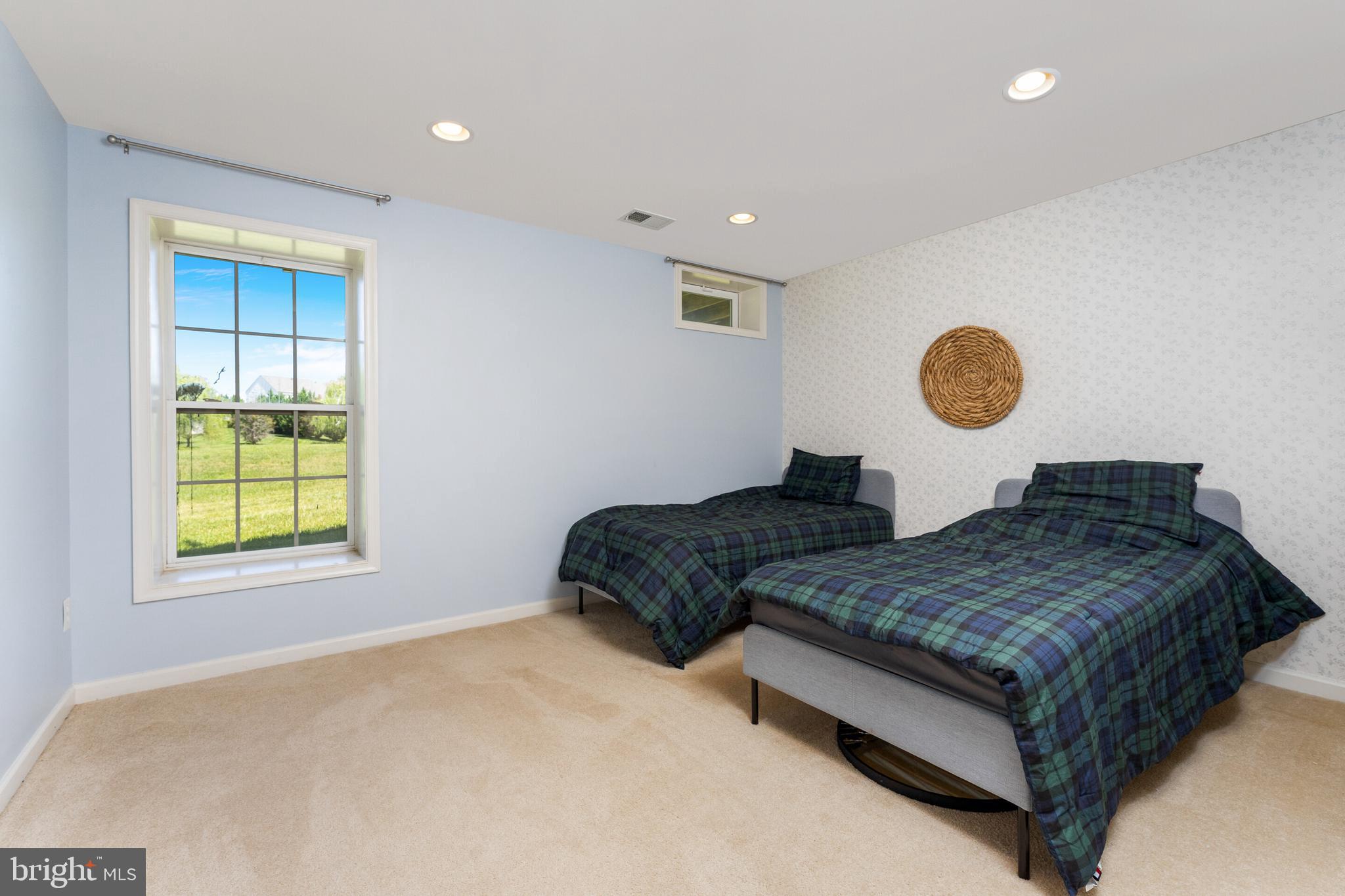 BROOKSIDE - Residential