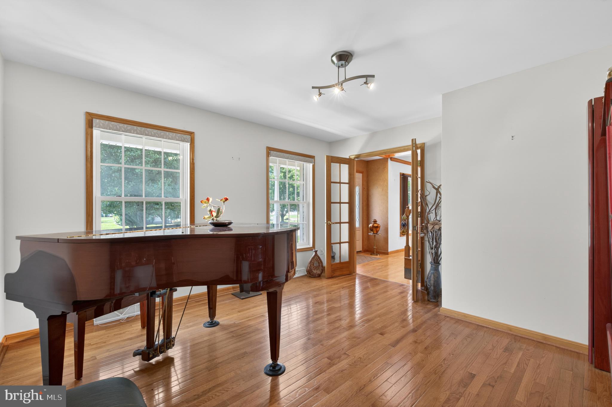 CARDINAL HILLS - Residential