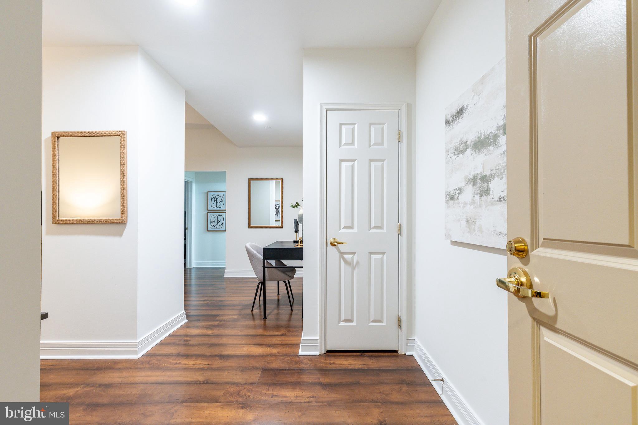 CENTER CITY - Residential