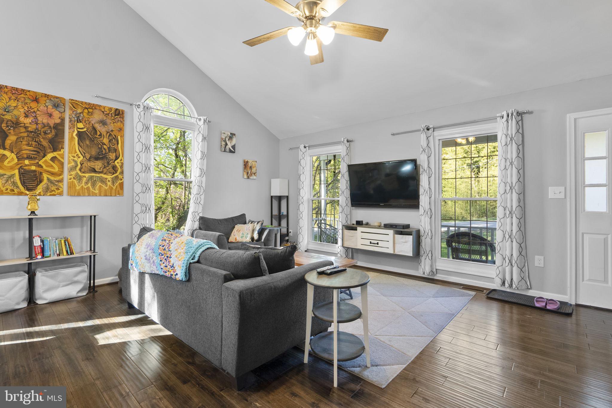 RIVER BEND - Residential