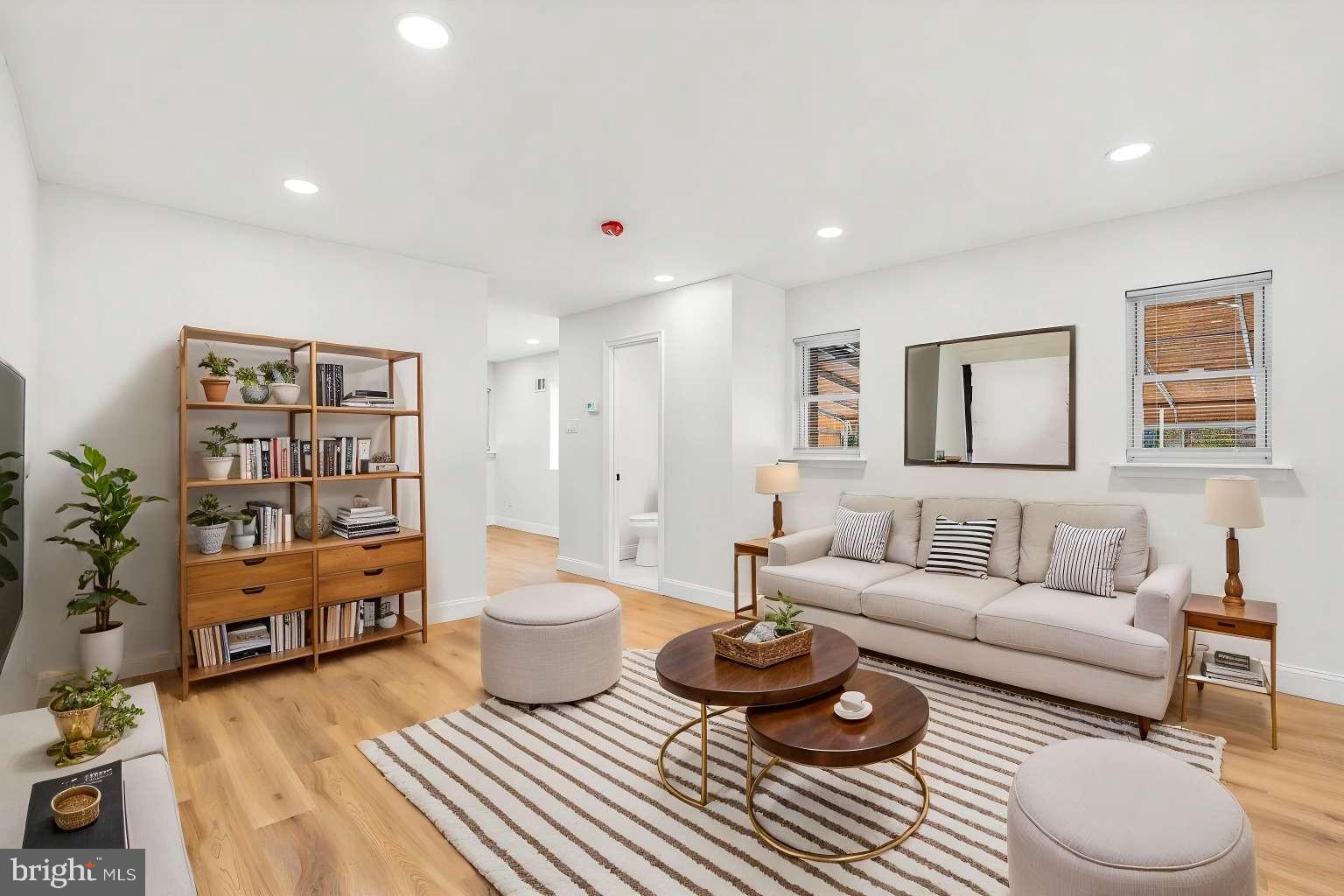 HOLMESBURG - Residential