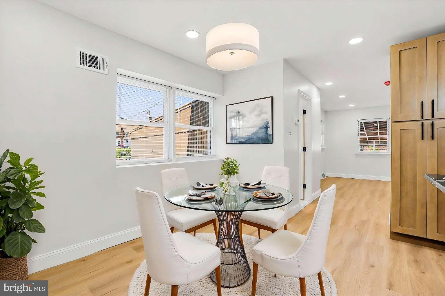 HOLMESBURG - Residential