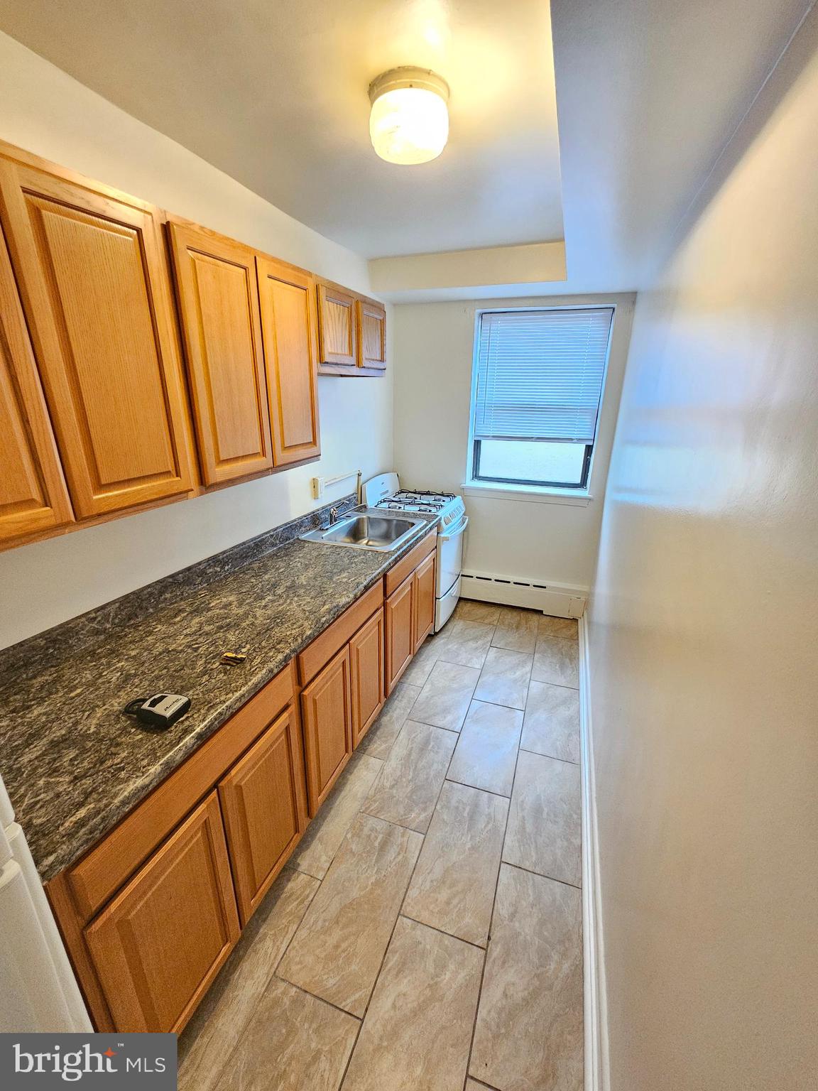 FOREST HILLS - Residential Lease