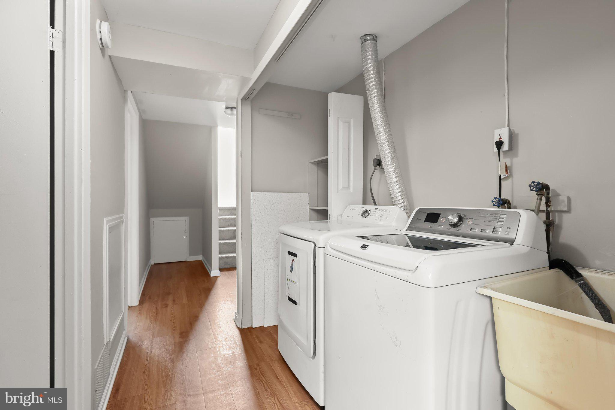 OWEN BROWN WOODS - Residential