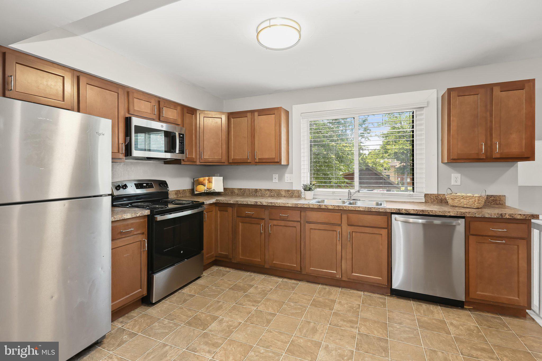 OWEN BROWN WOODS - Residential