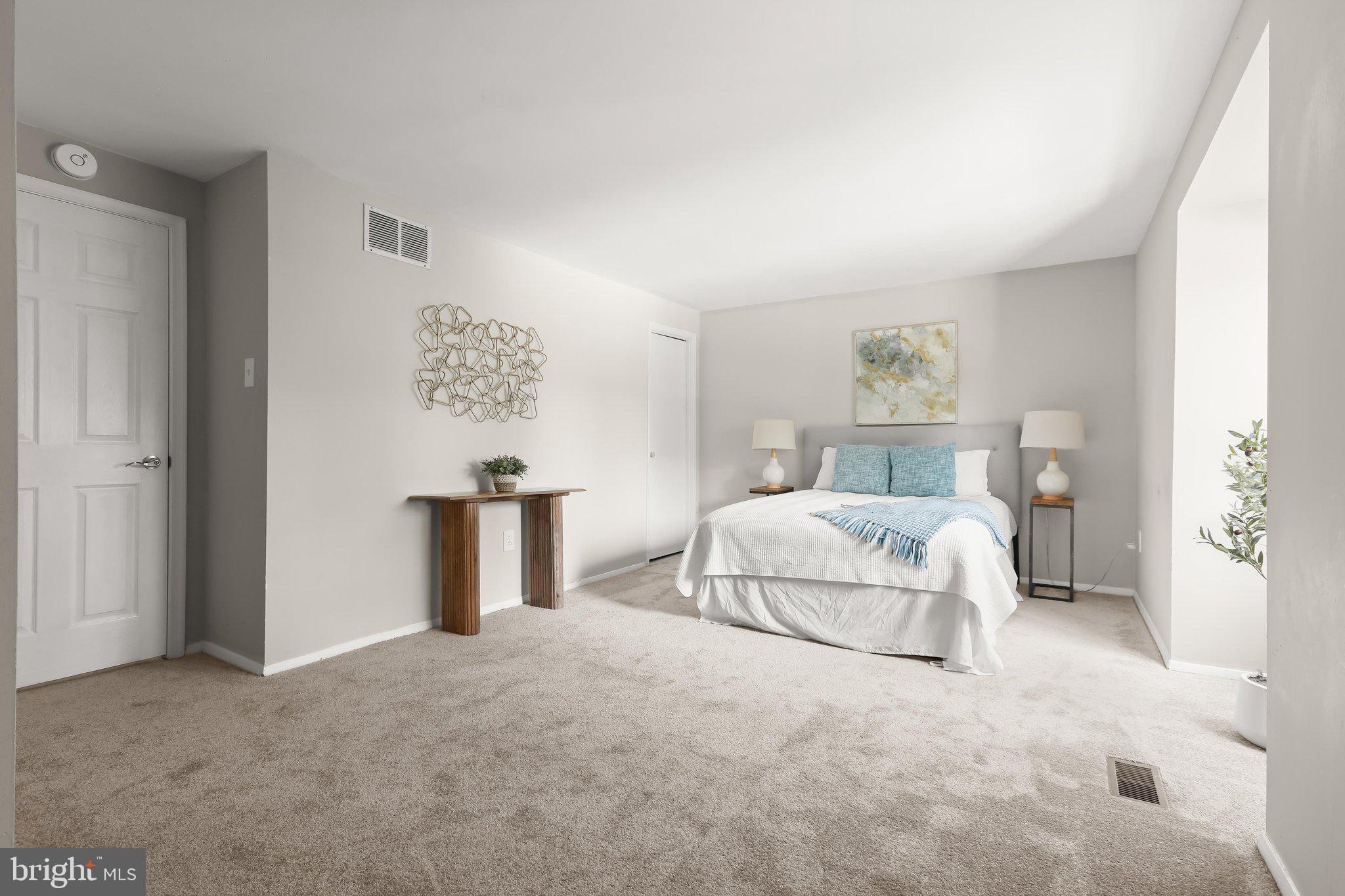 OWEN BROWN WOODS - Residential