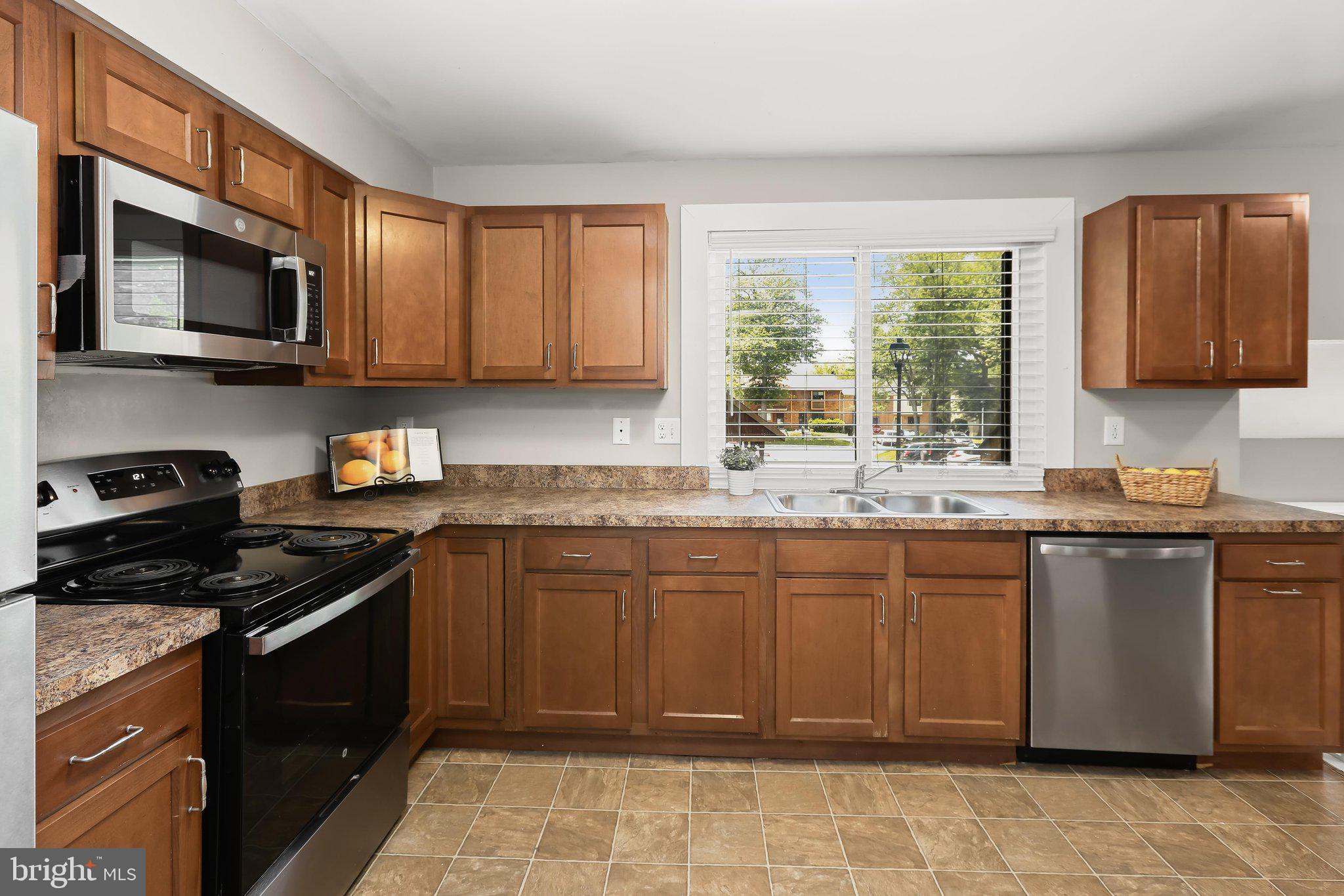 OWEN BROWN WOODS - Residential