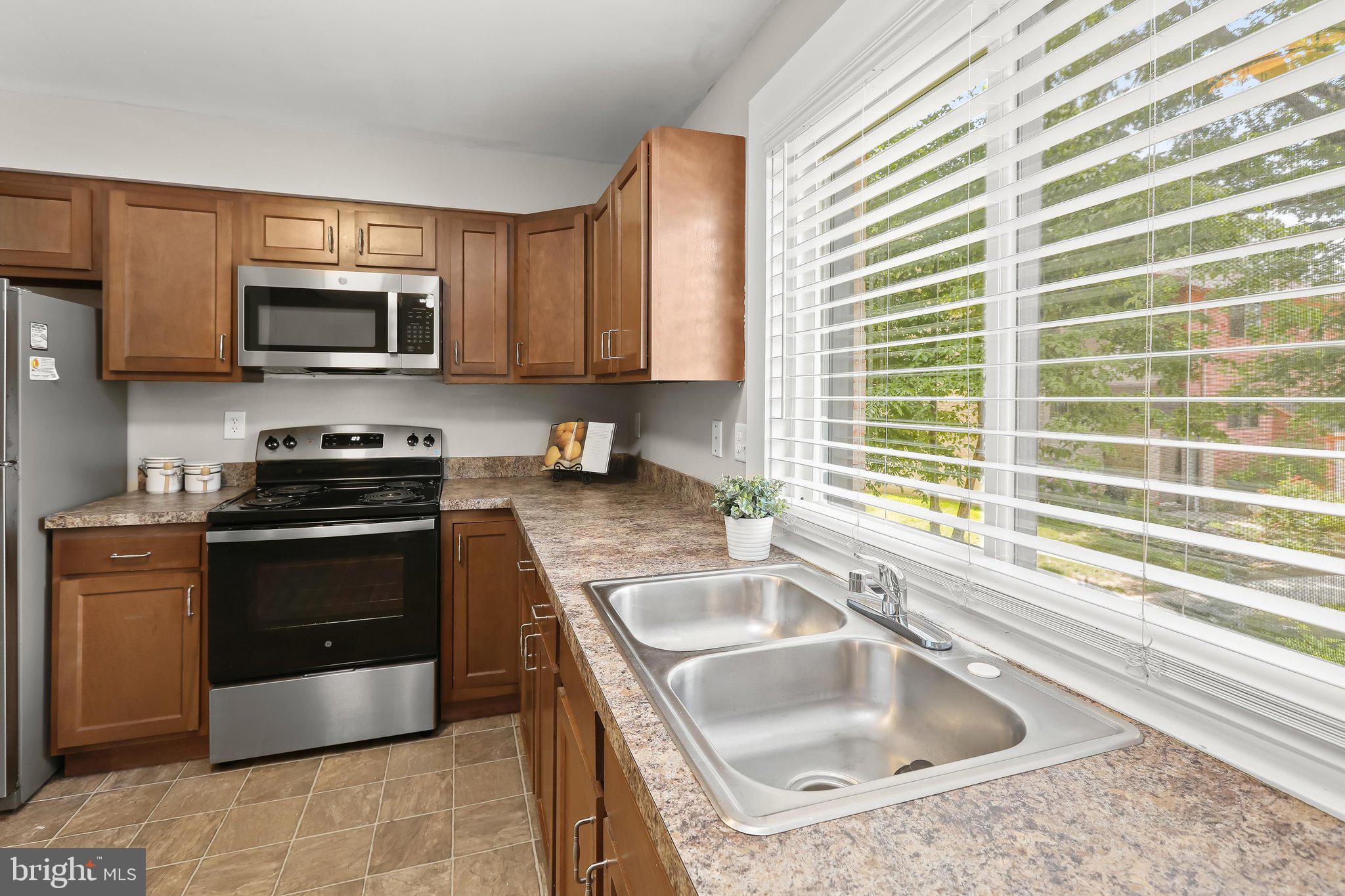 OWEN BROWN WOODS - Residential