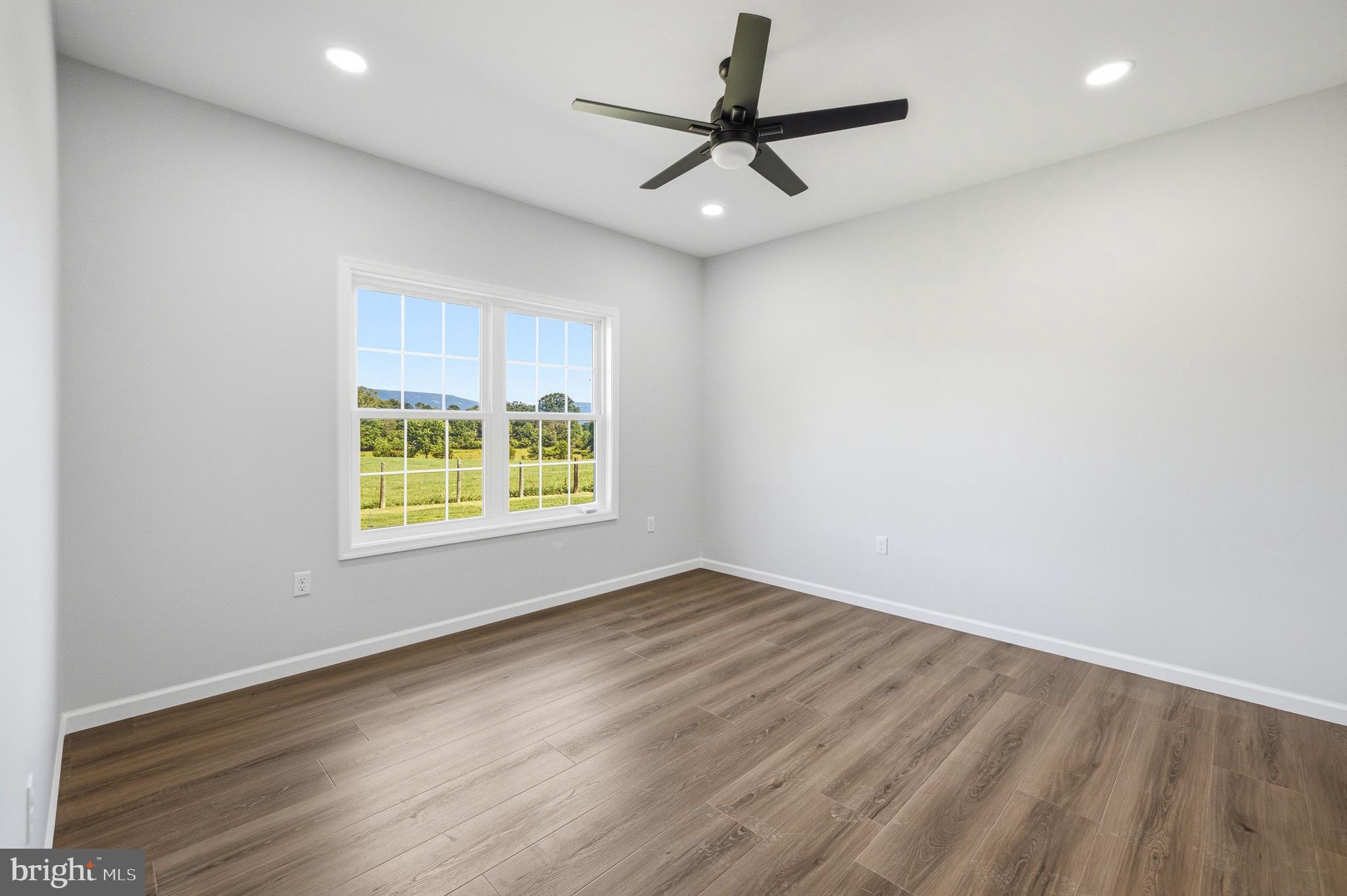 DEERFIELD ESTATES DRIVE - Residential