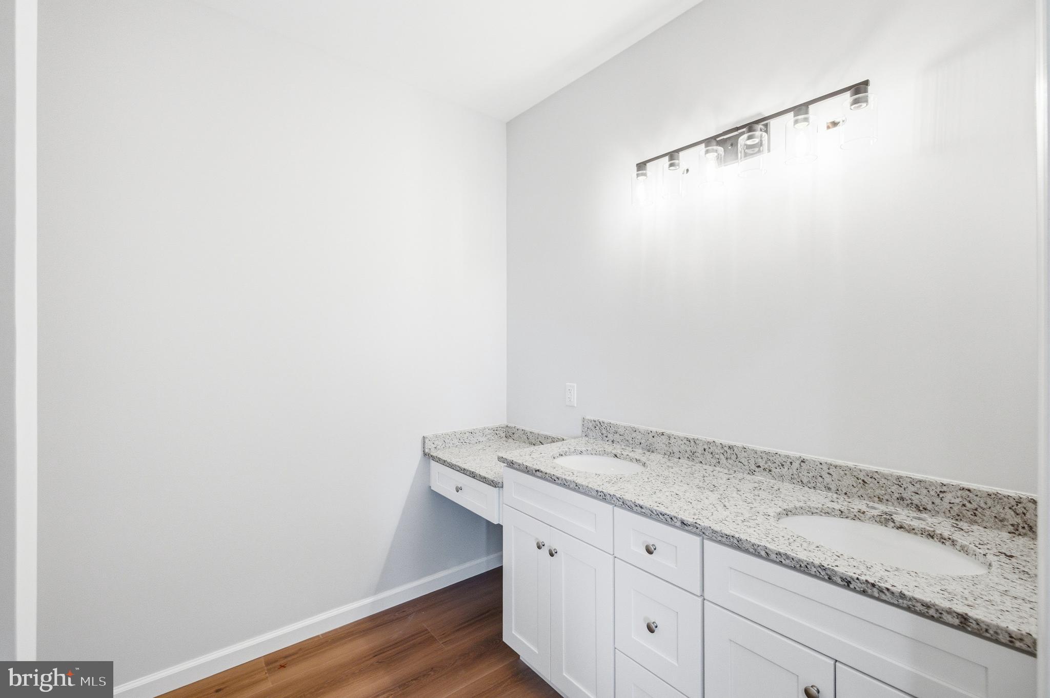 DEERFIELD ESTATES DRIVE - Residential