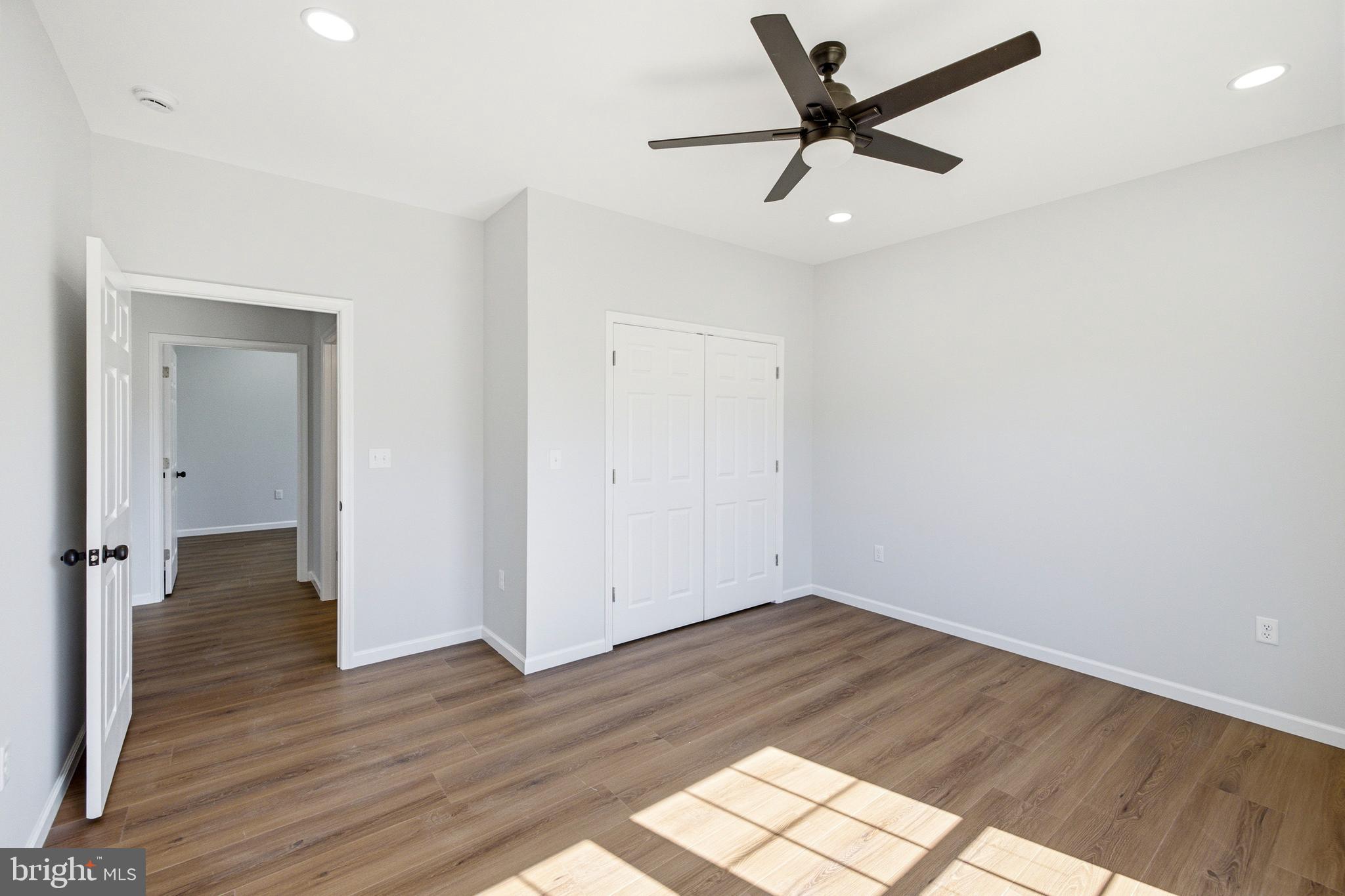 DEERFIELD ESTATES DRIVE - Residential