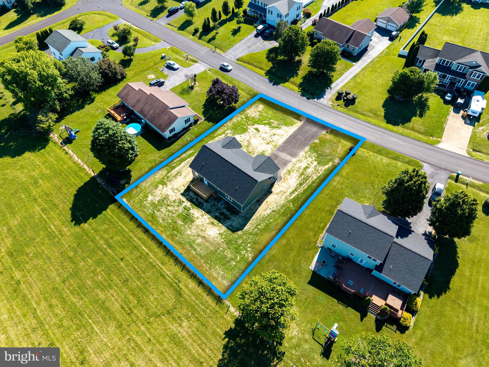 DEERFIELD ESTATES DRIVE - Residential