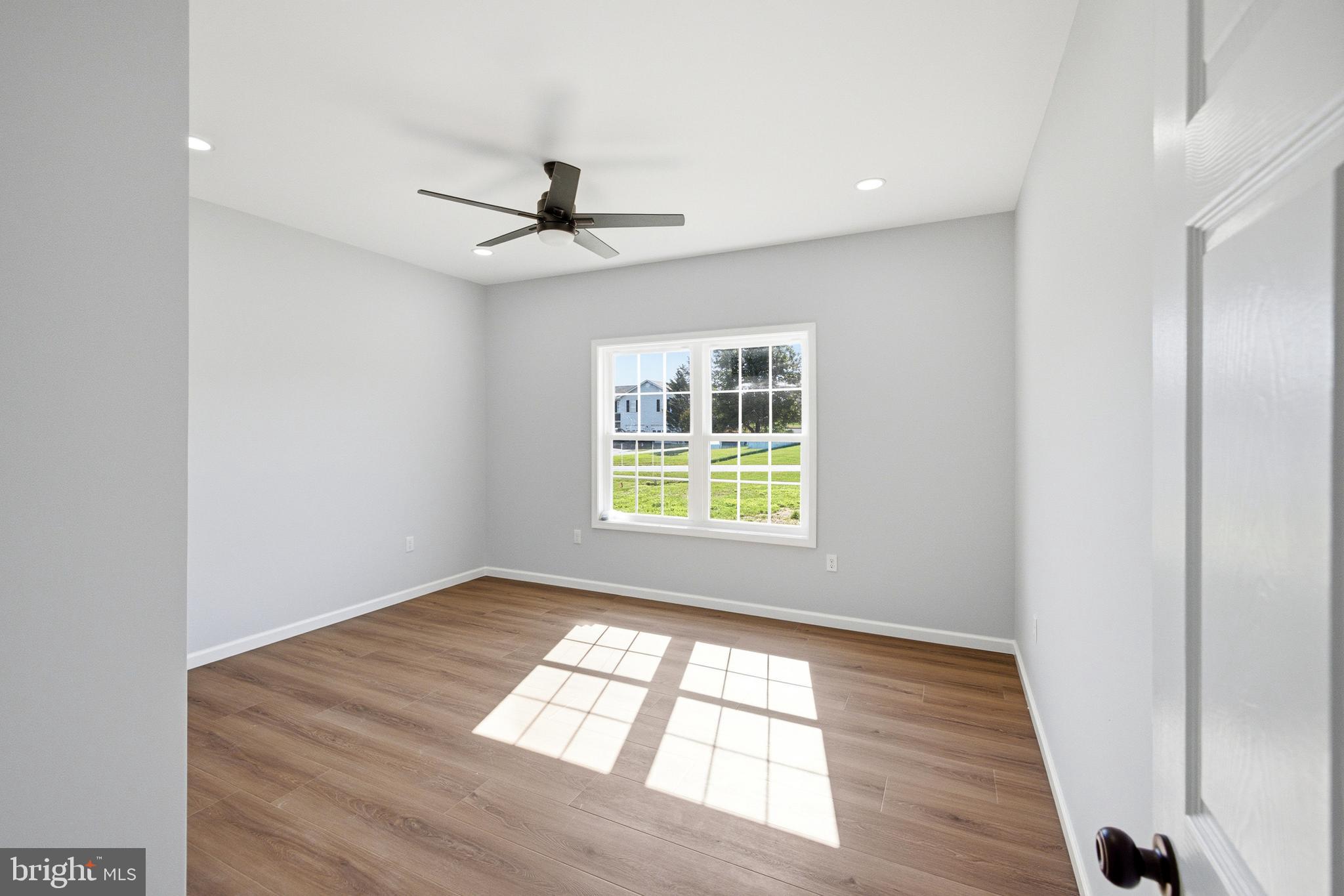 DEERFIELD ESTATES DRIVE - Residential