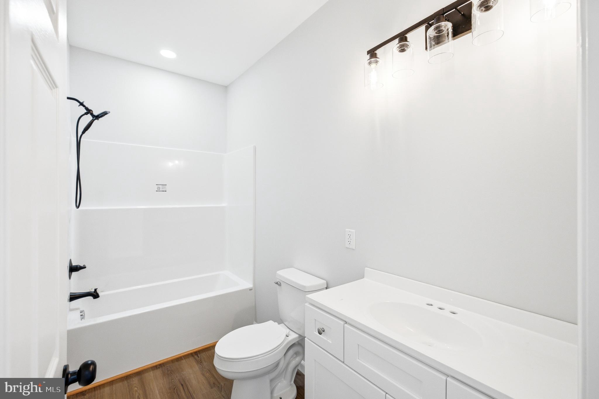 DEERFIELD ESTATES DRIVE - Residential
