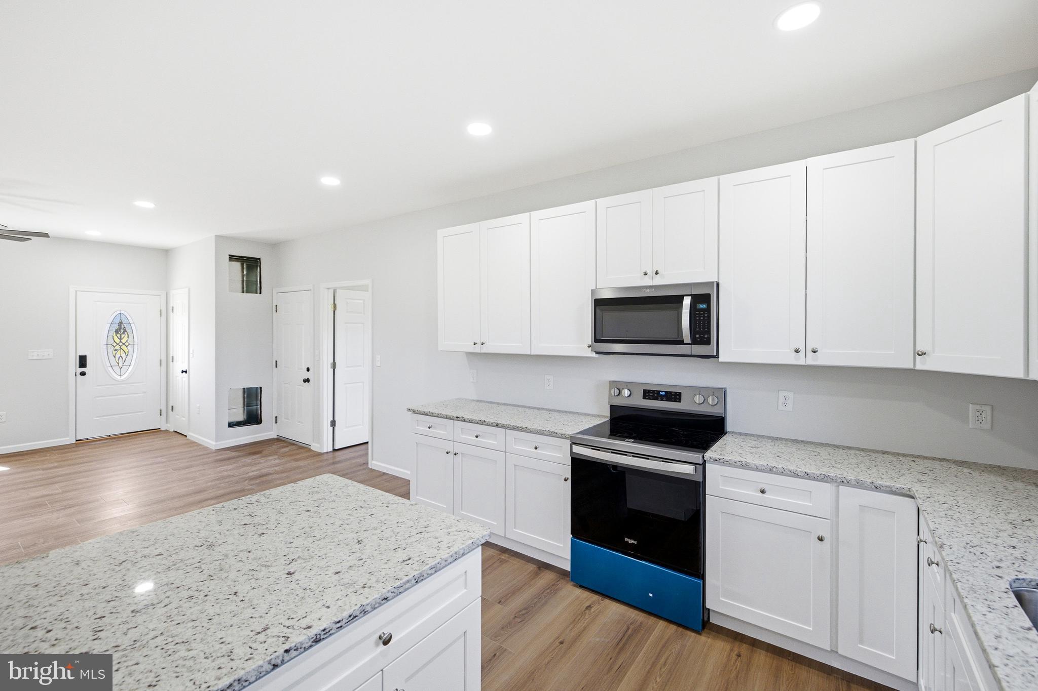 DEERFIELD ESTATES DRIVE - Residential