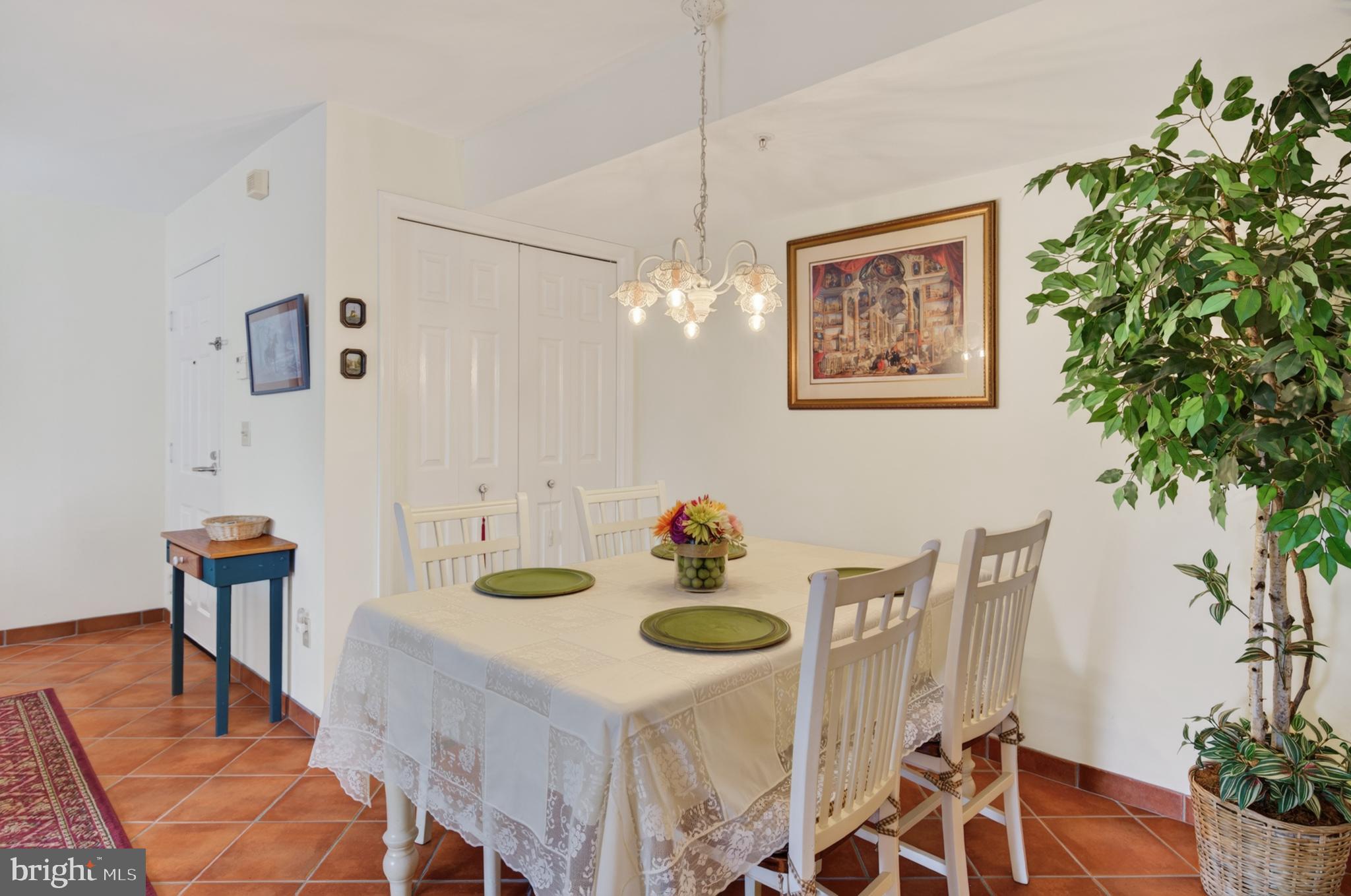 CONTE GARDENS - Residential