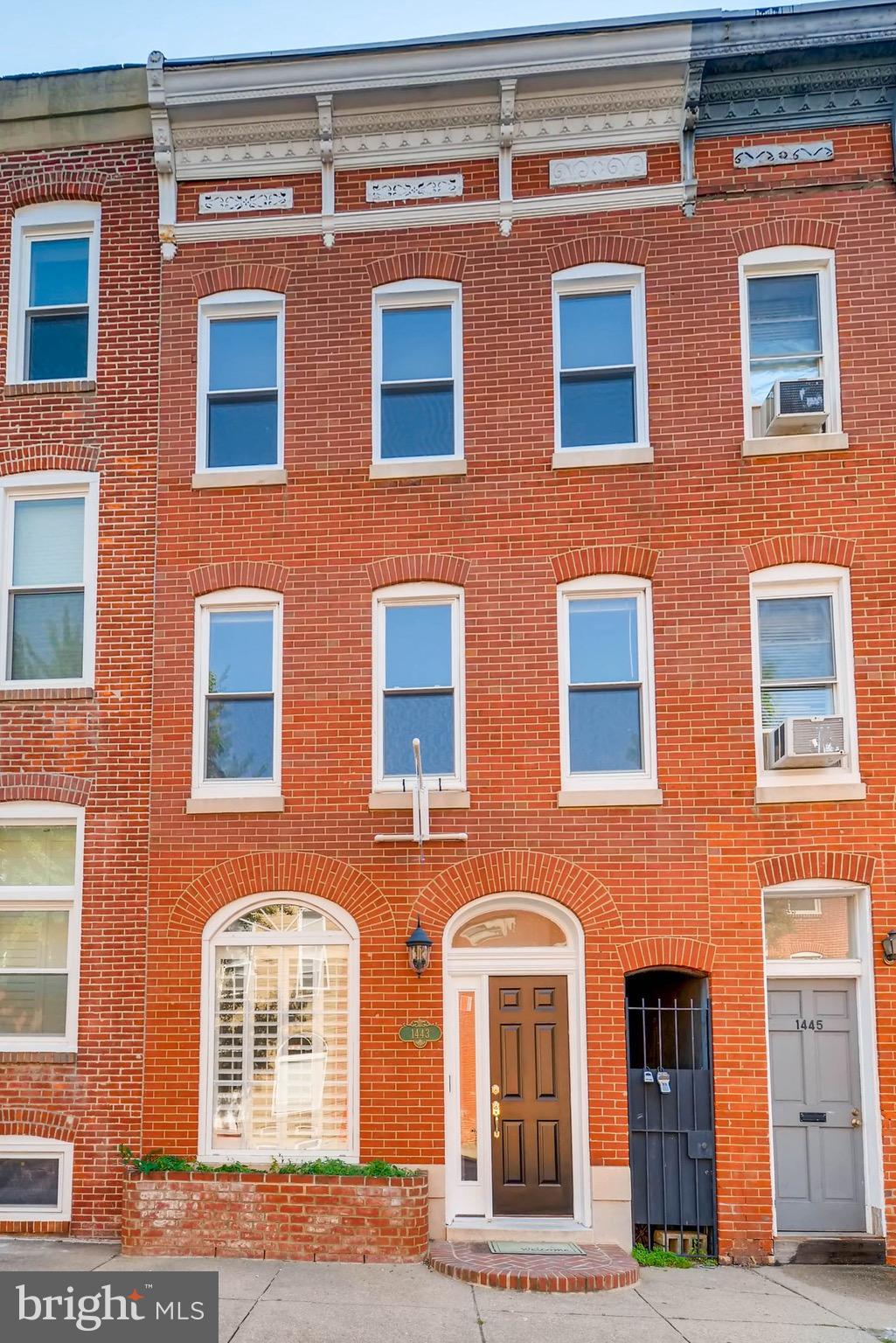 4000sq ft in Fed Hill -  All the large improvements are done - DOUBLE LOT, 2 plus CAR GARAGE, 30x30 ROOF TOP DECK, 2 1/2 Story Open Family Room w/ Fireplace and Lofted Game Room w/ bar. 3 Bedrooms, 4 Full Bathrooms. New HVAC Systems, Brand new kitchen, Professional Samsung Appliances. Updated Bathrooms, New Paint, Carpet and Flooring. New Roof. Great Location