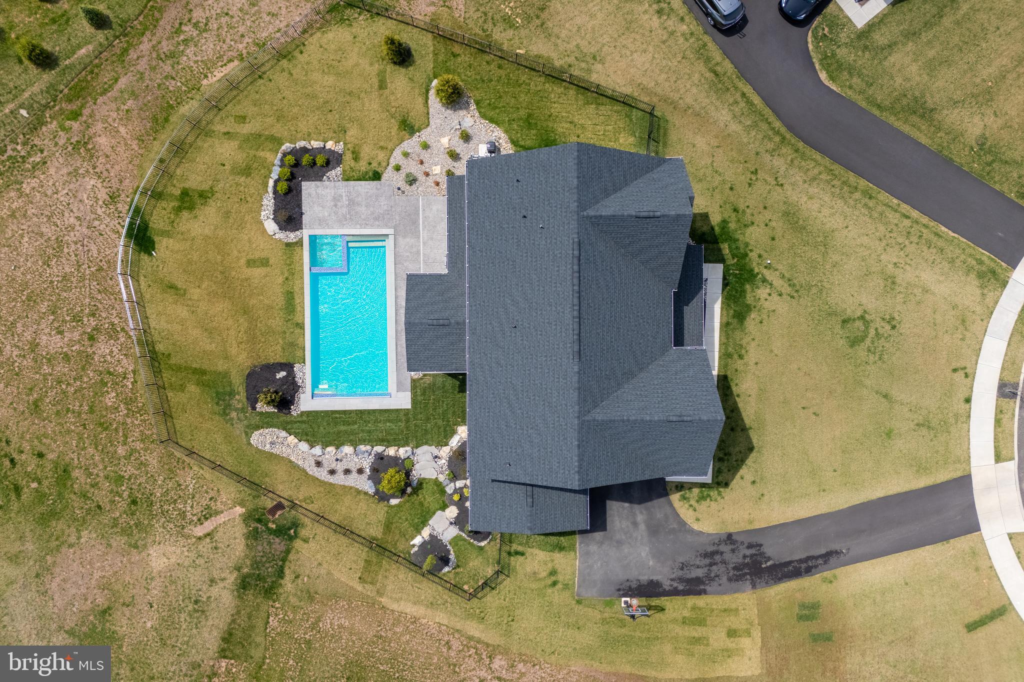ESTATES AT SAUCON VALLEY - Residential