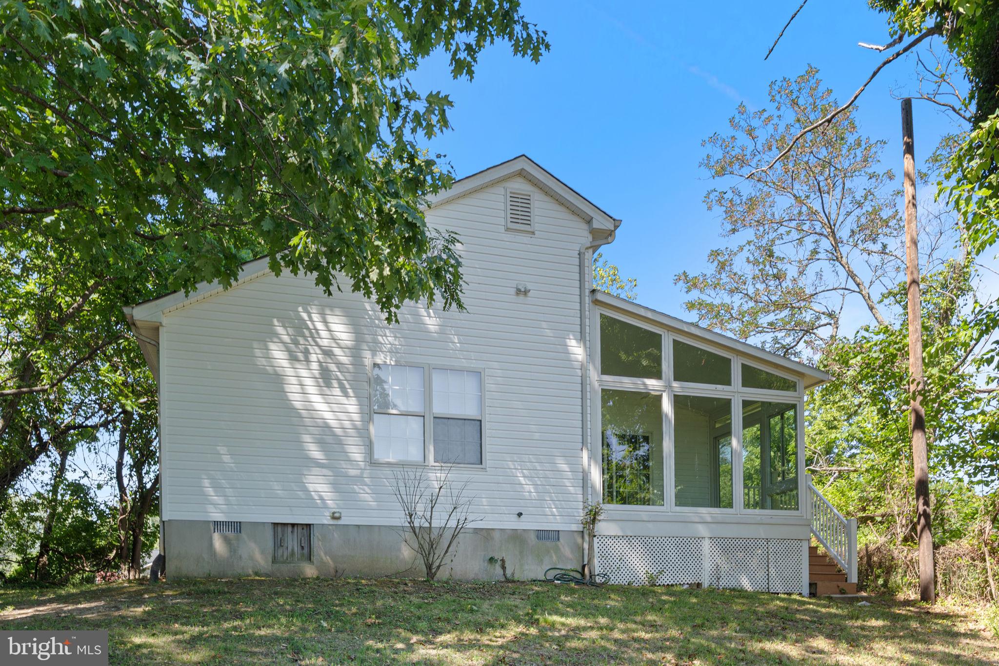 COBB ISLAND - Residential