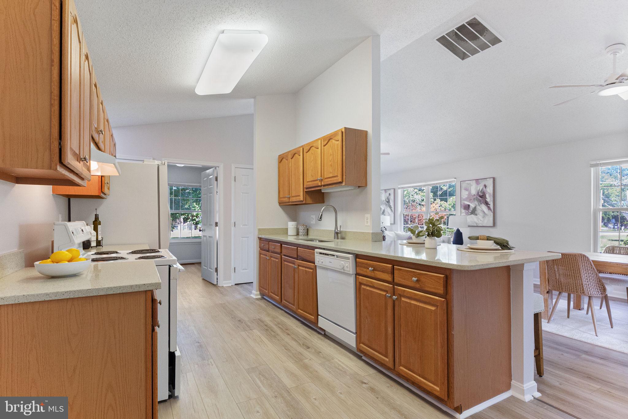 COBB ISLAND - Residential