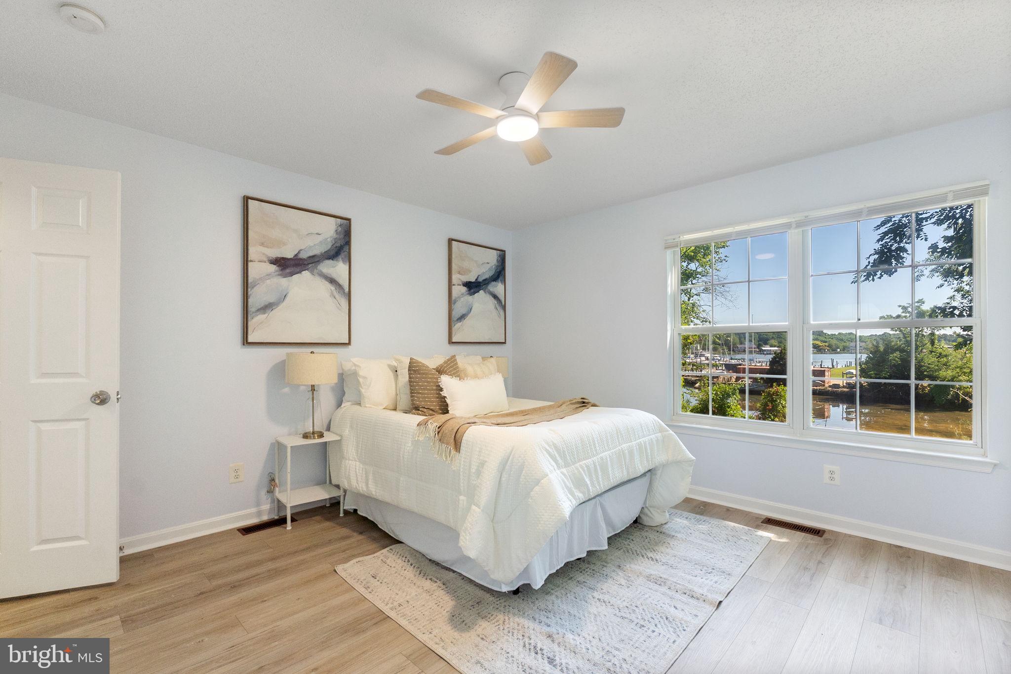 COBB ISLAND - Residential