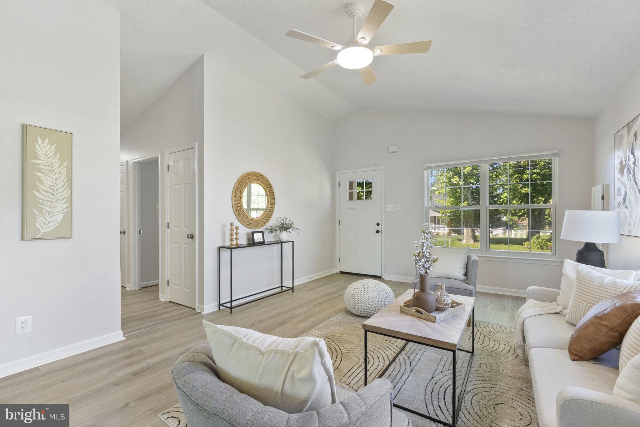 COBB ISLAND - Residential