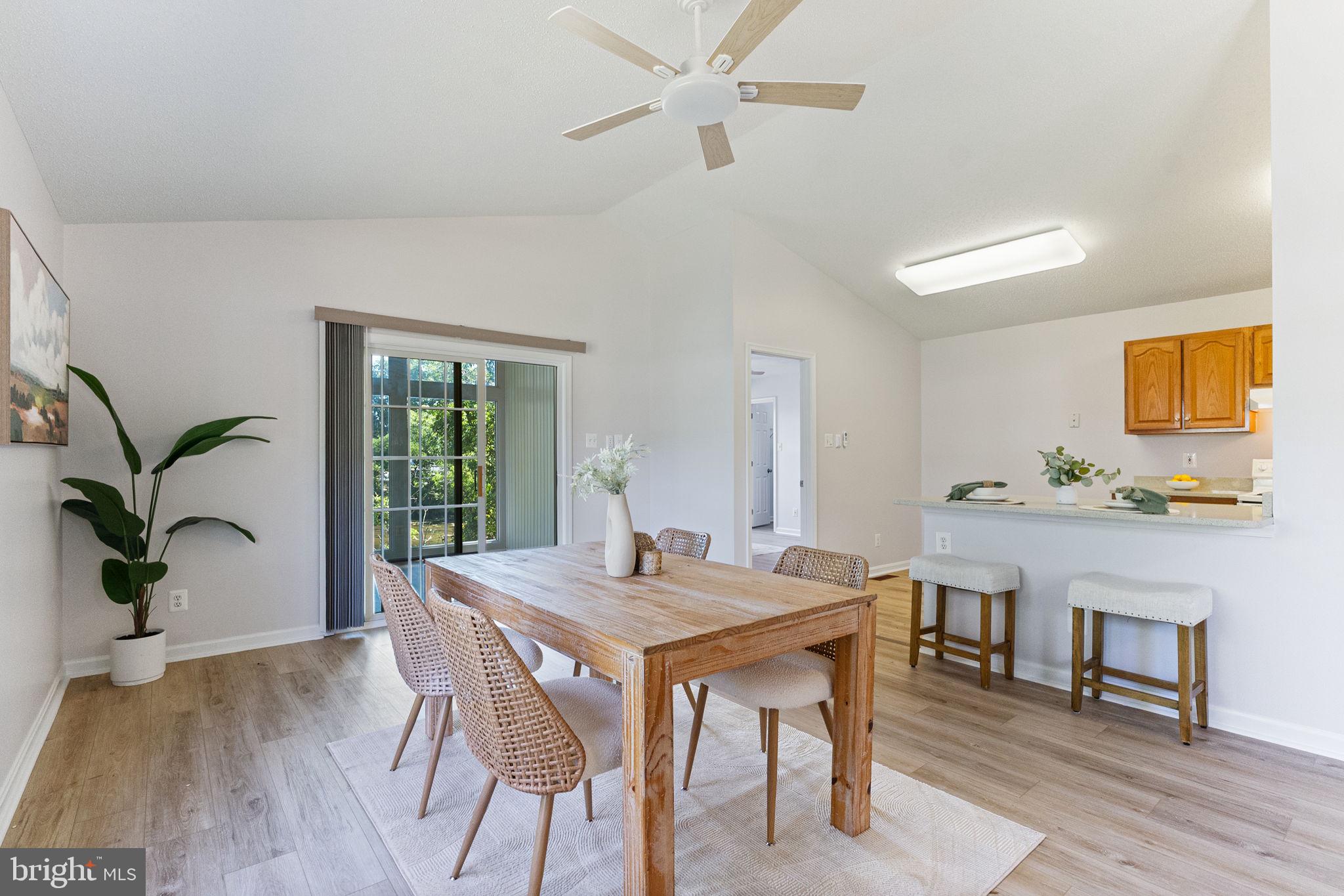 COBB ISLAND - Residential