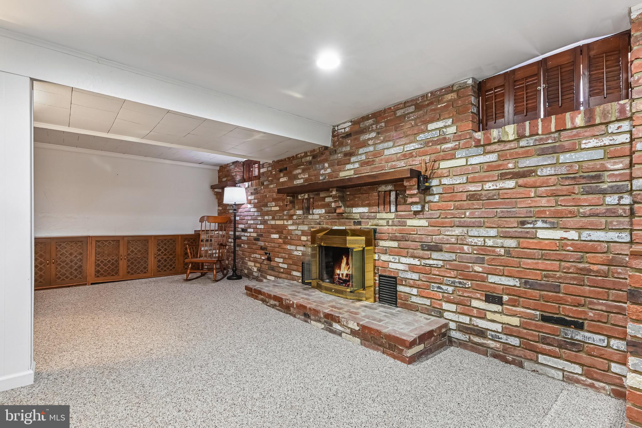 WOODLAWN HEIGHTS - Residential