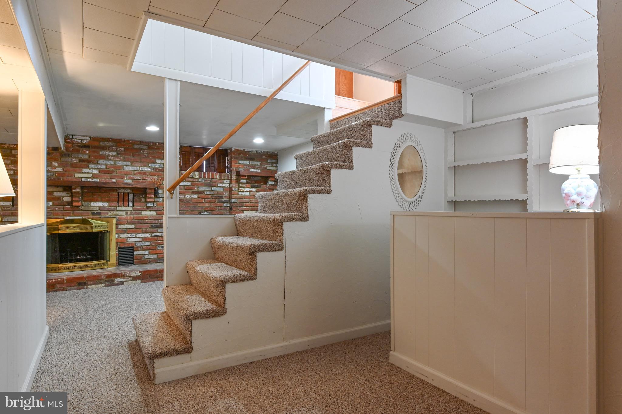 WOODLAWN HEIGHTS - Residential