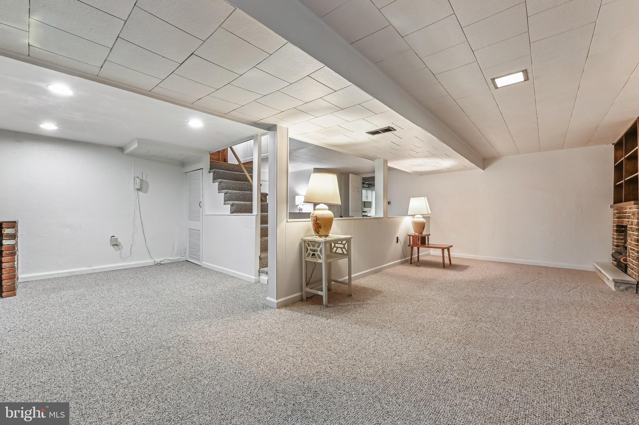 WOODLAWN HEIGHTS - Residential