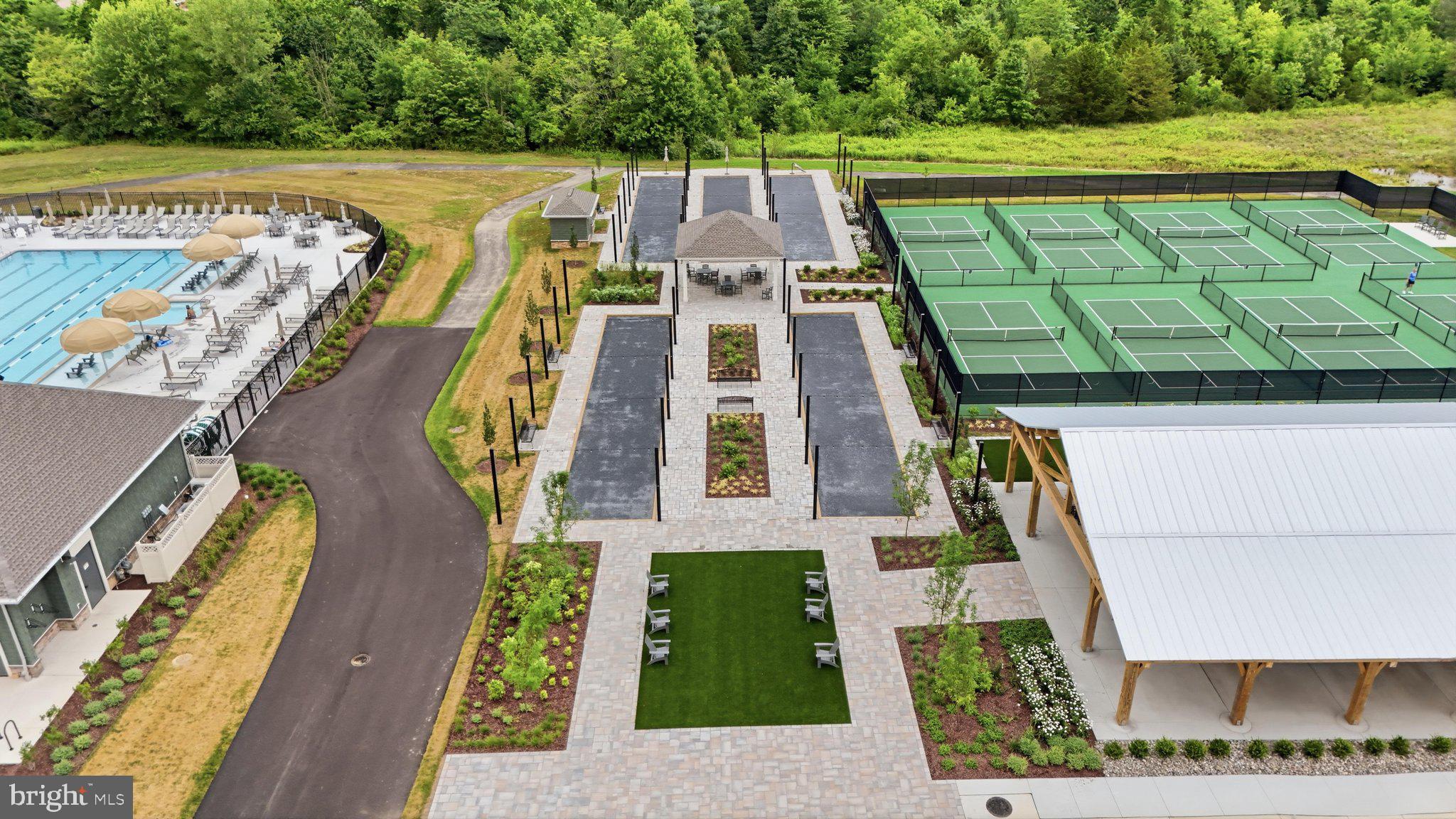 BLOOMFIELDS - Residential