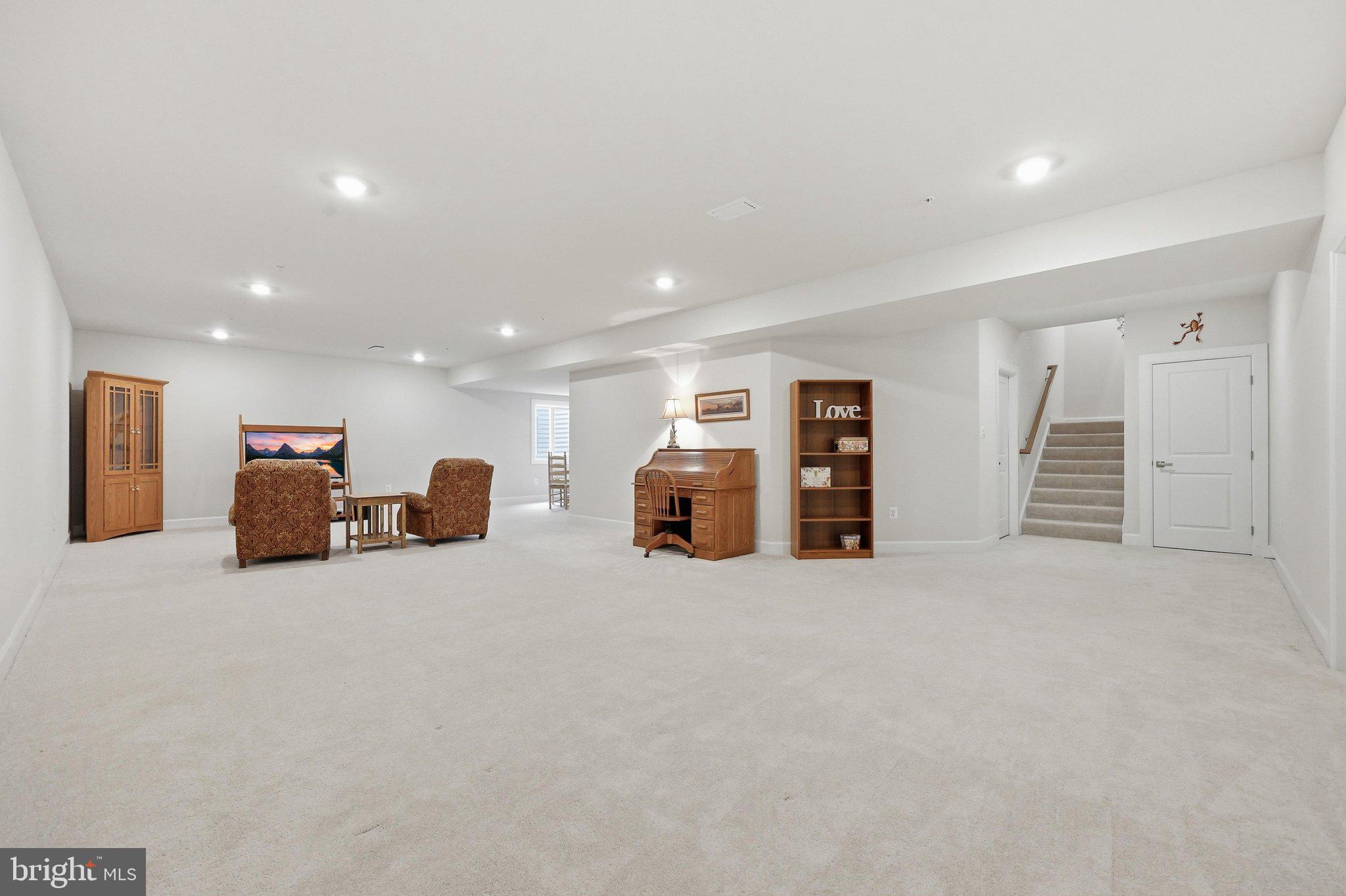 BLOOMFIELDS - Residential