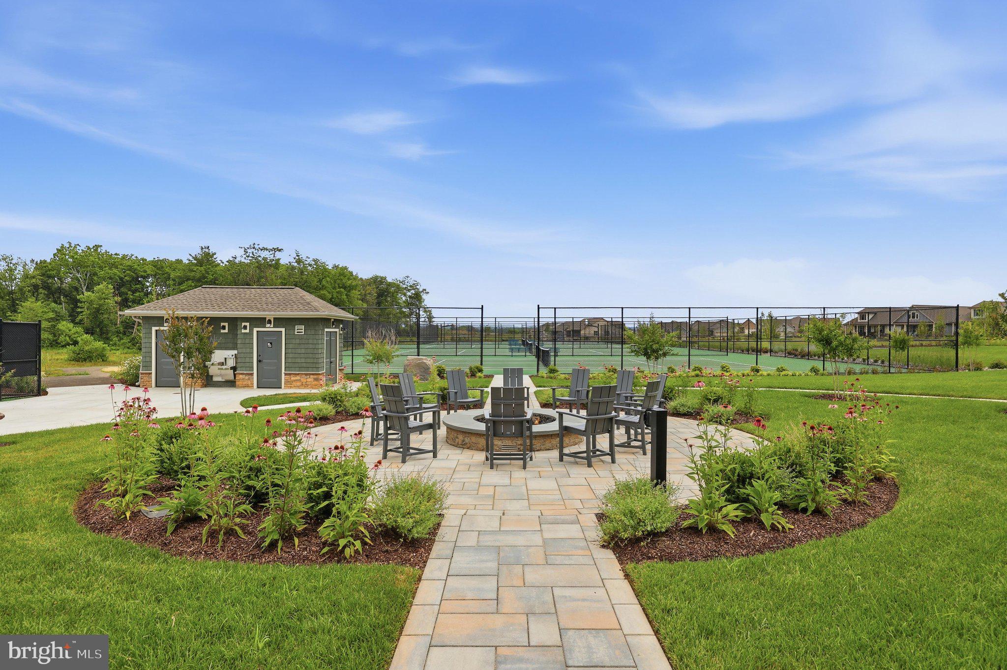 BLOOMFIELDS - Residential