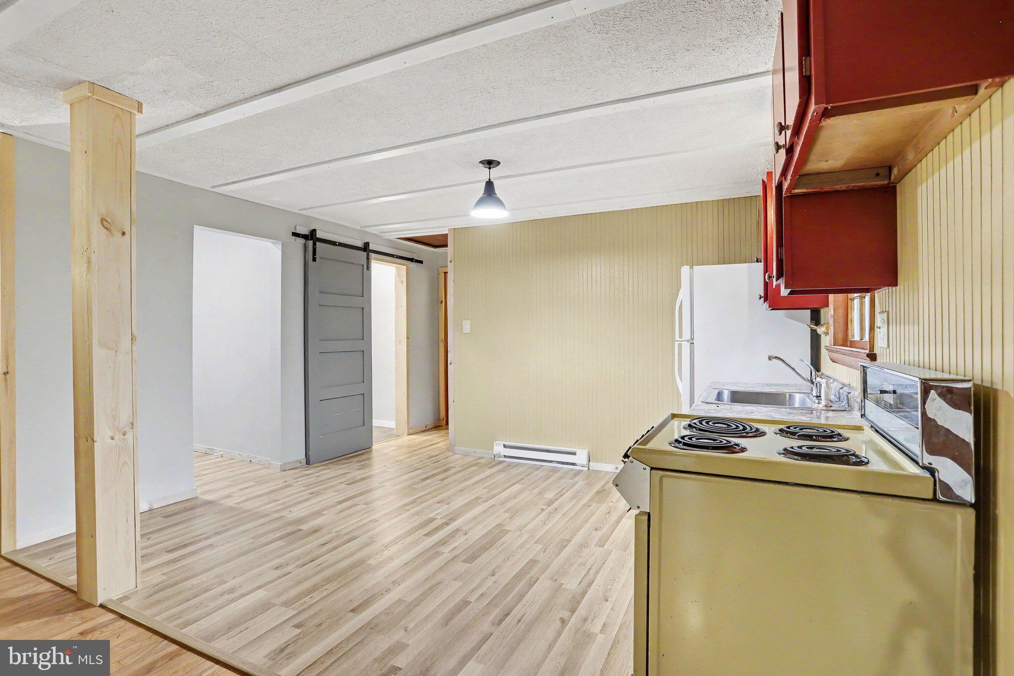 CALEDONIA ACRES - Residential