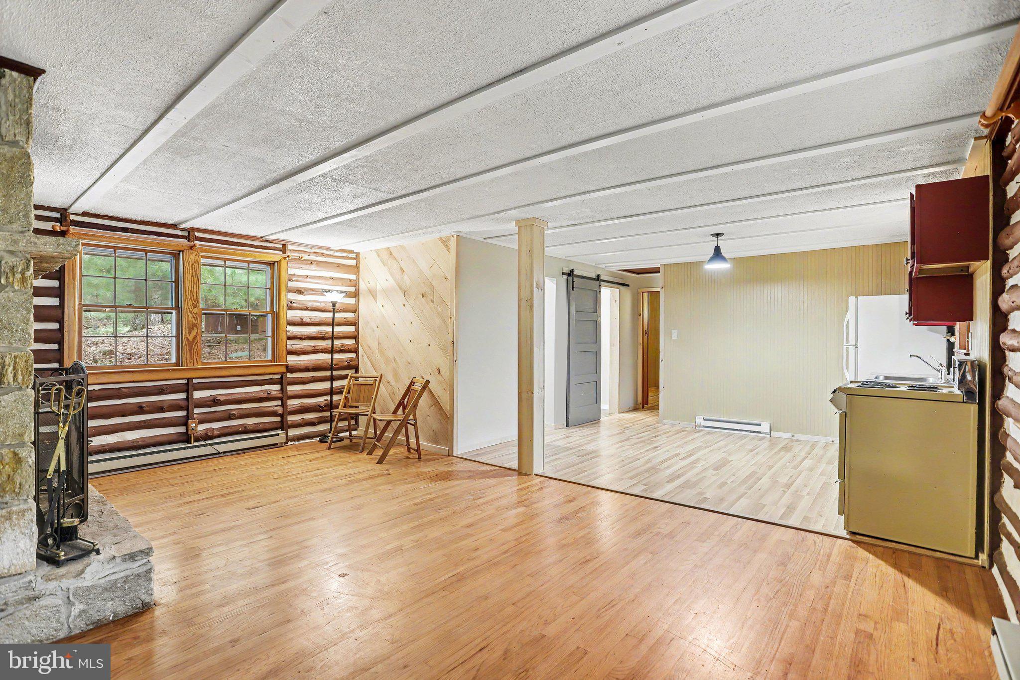 CALEDONIA ACRES - Residential