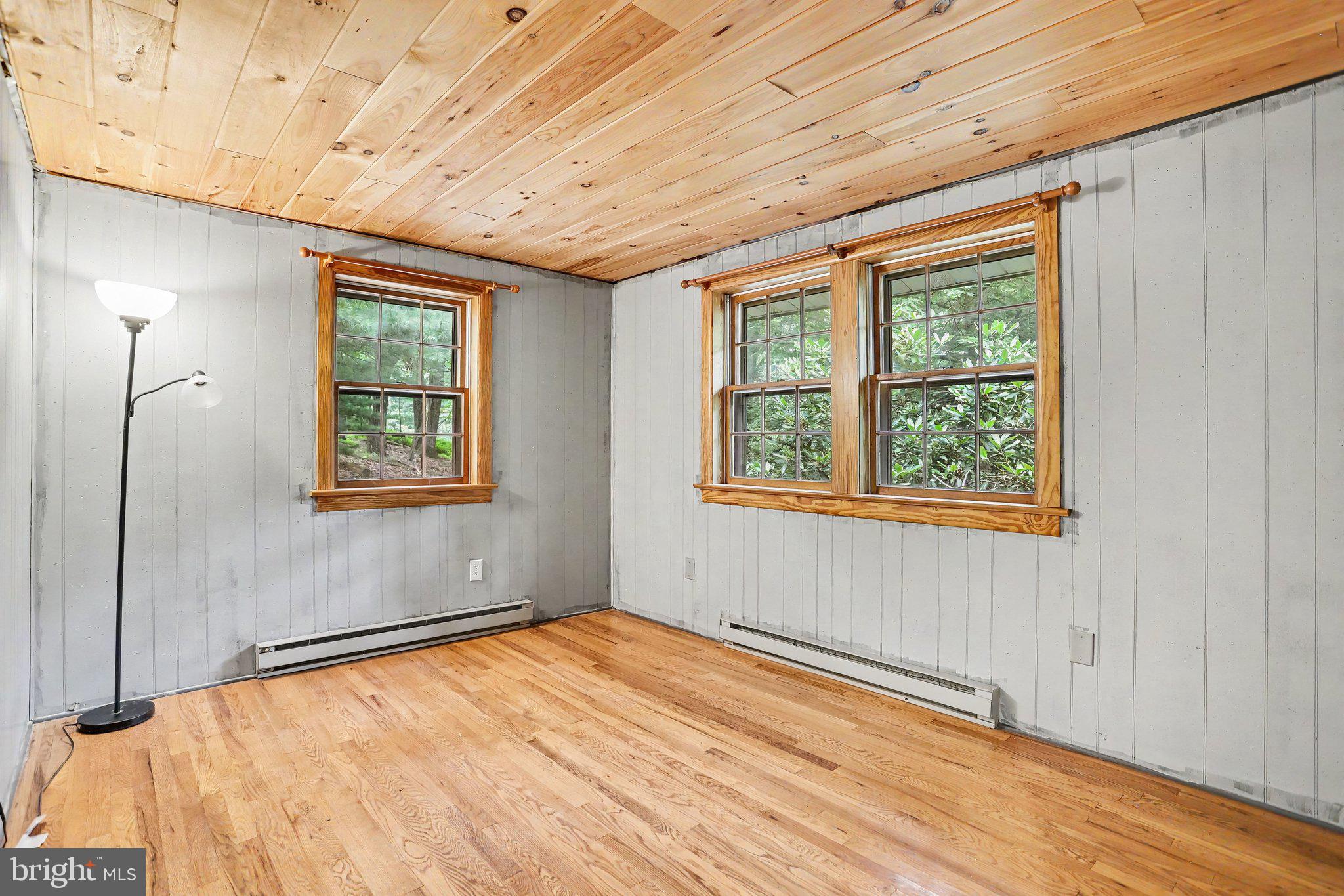CALEDONIA ACRES - Residential