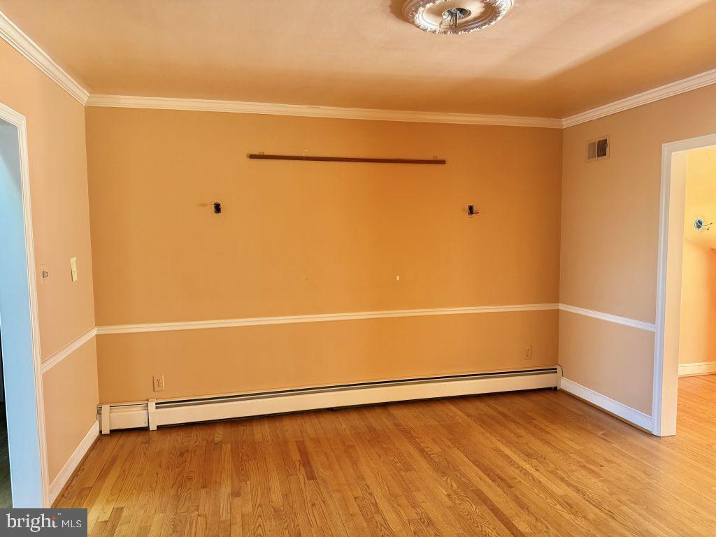 WOODSIDE ESTATES - Residential