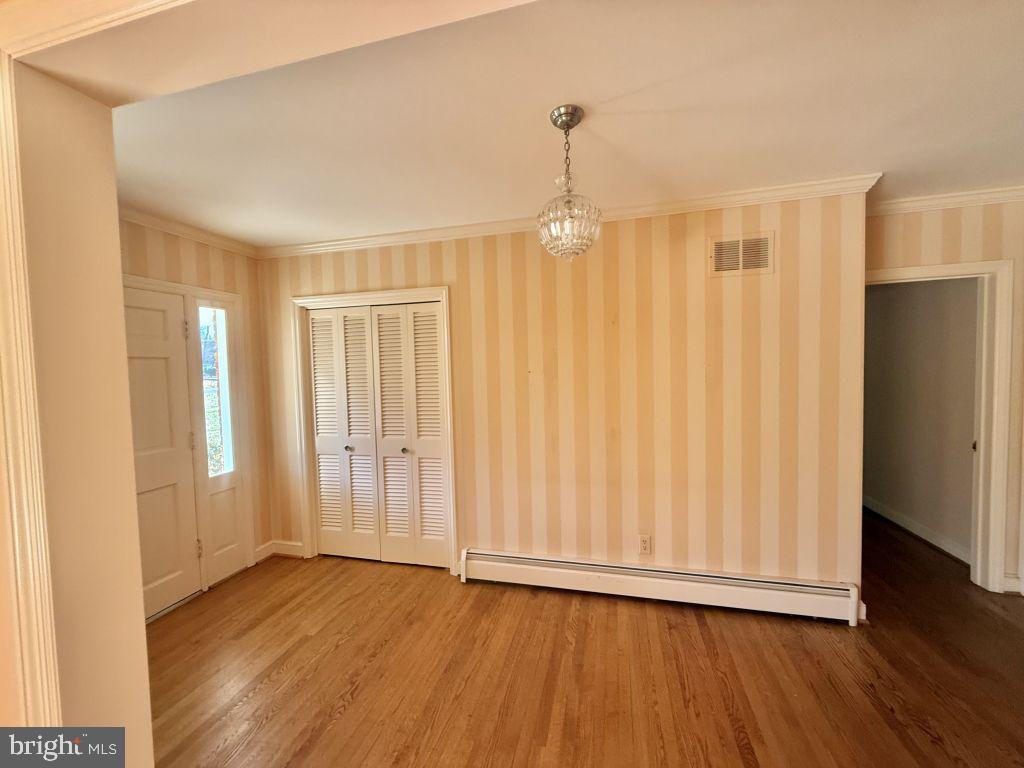 WOODSIDE ESTATES - Residential