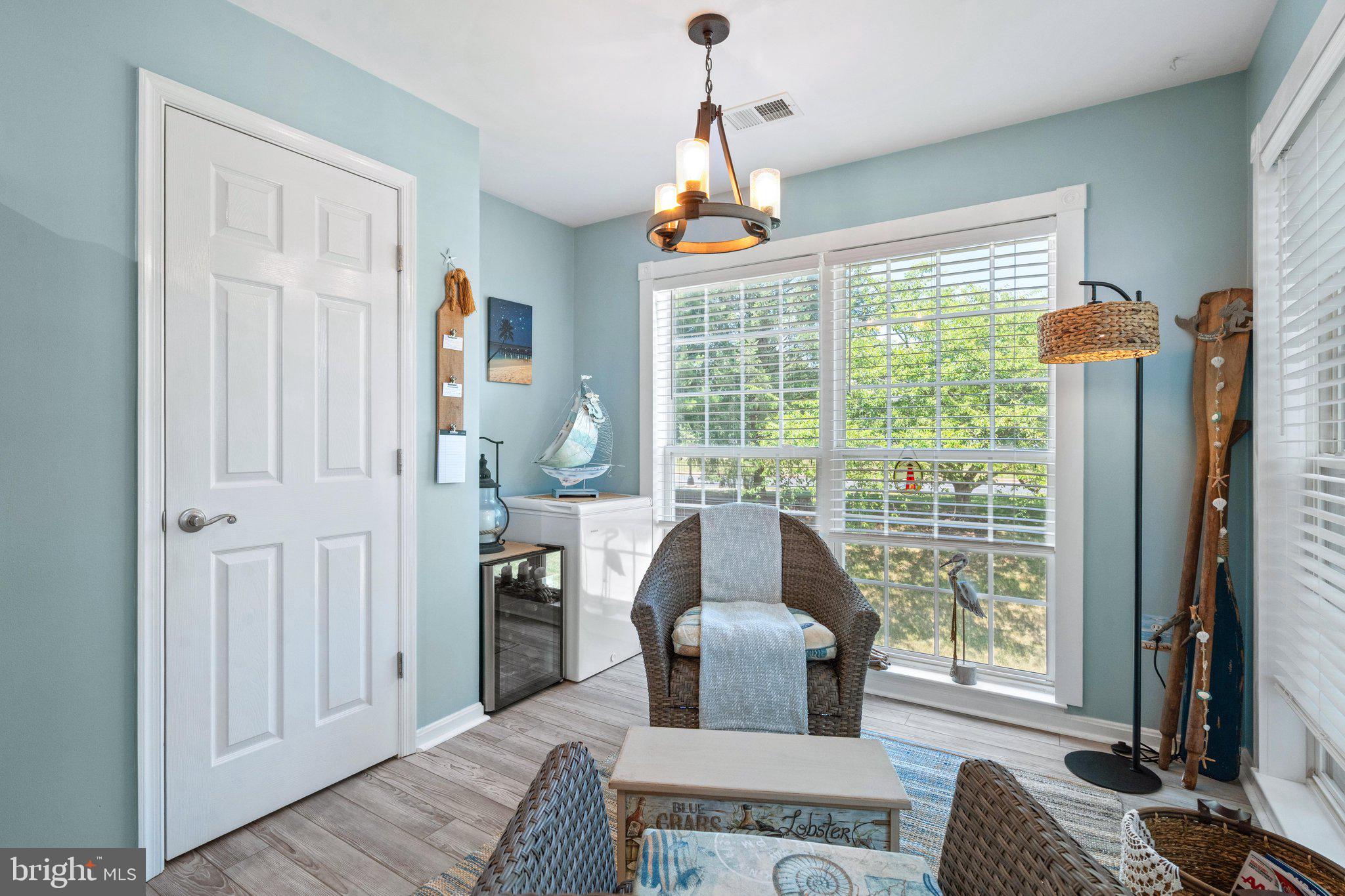 ECHO GLEN - Residential